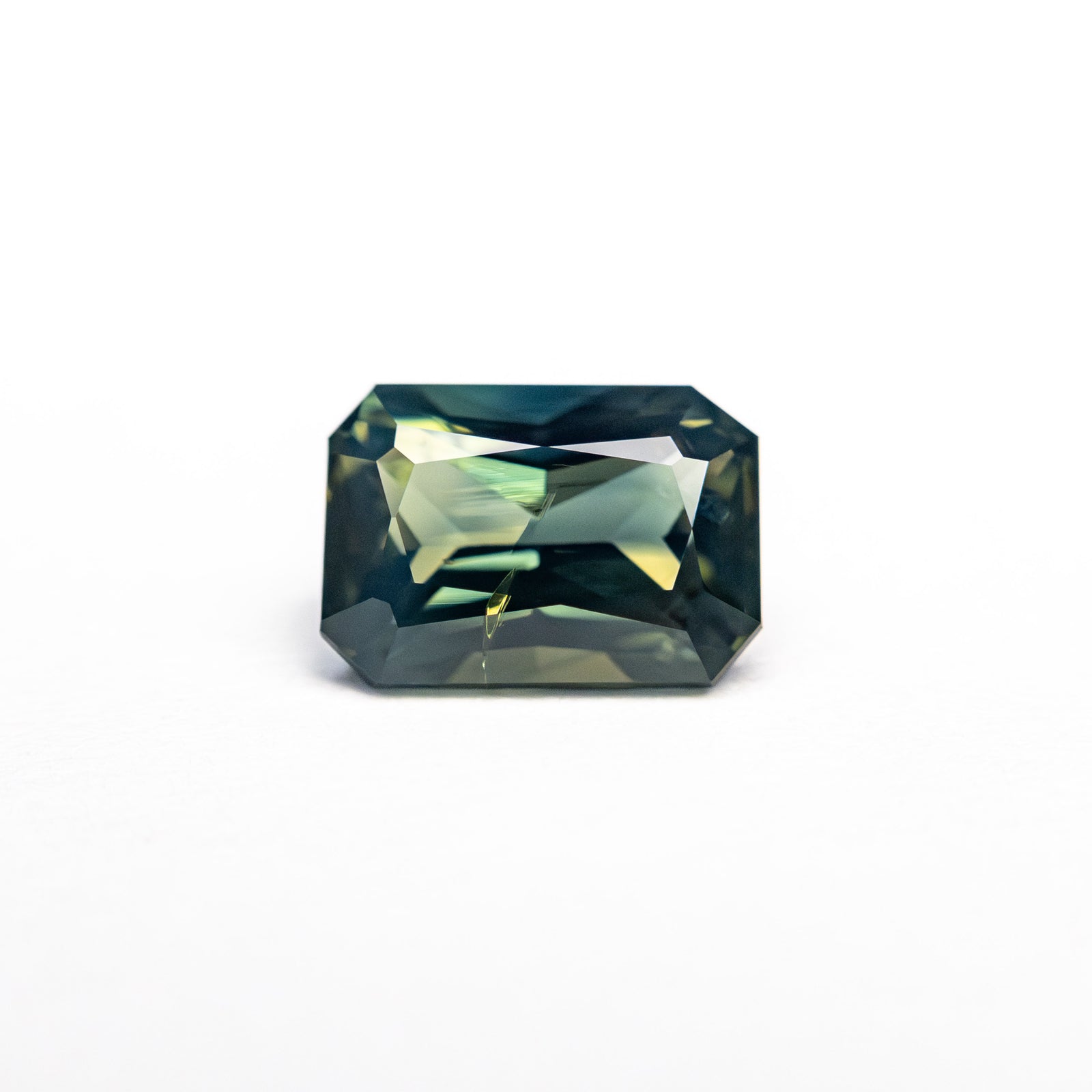 1.21ct 6.77x4.76x3.59mm Cut Corner Rectangle Brilliant Sapphire 26503-03