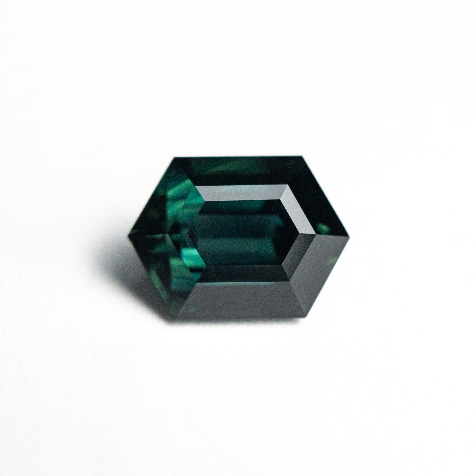 3.01ct 9.60x7.03x5.27mm Hexagon Step Cut Sapphire 26511-01