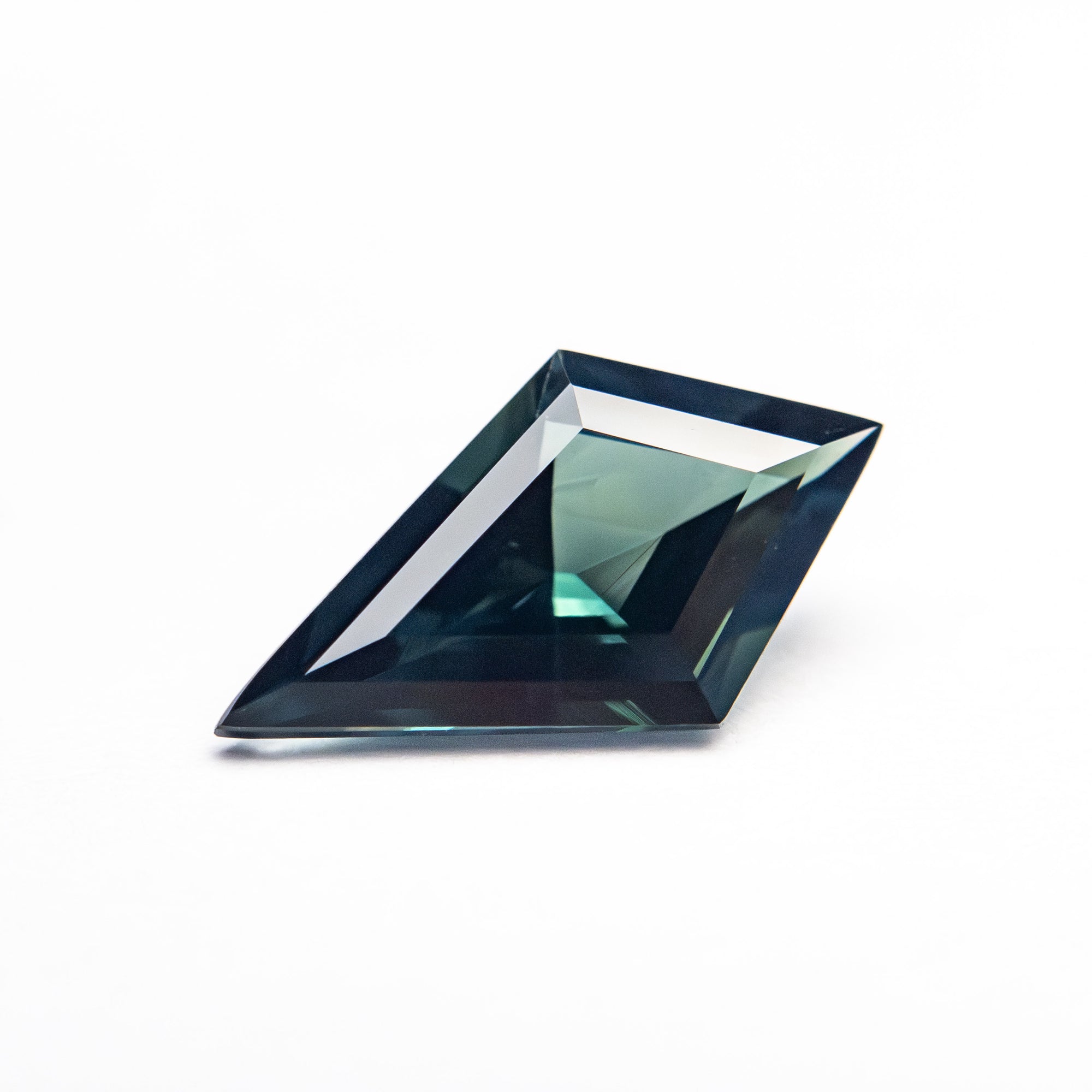 1.28ct 11.37x6.44x3.48mm Kite Step Cut Sapphire 26516-03