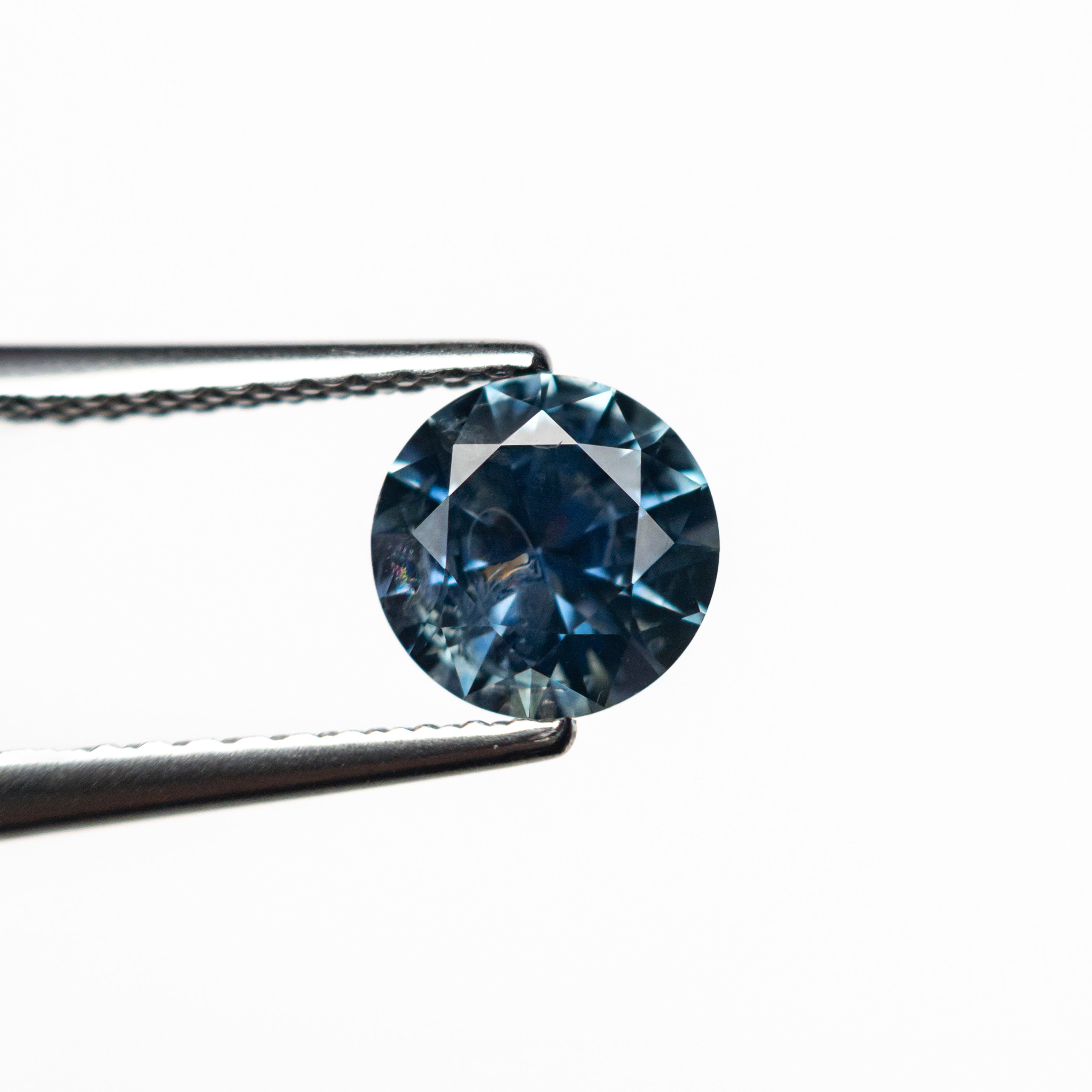 1.03ct 6.13x6.11x3.85mm Round Brilliant Sapphire 26524-04