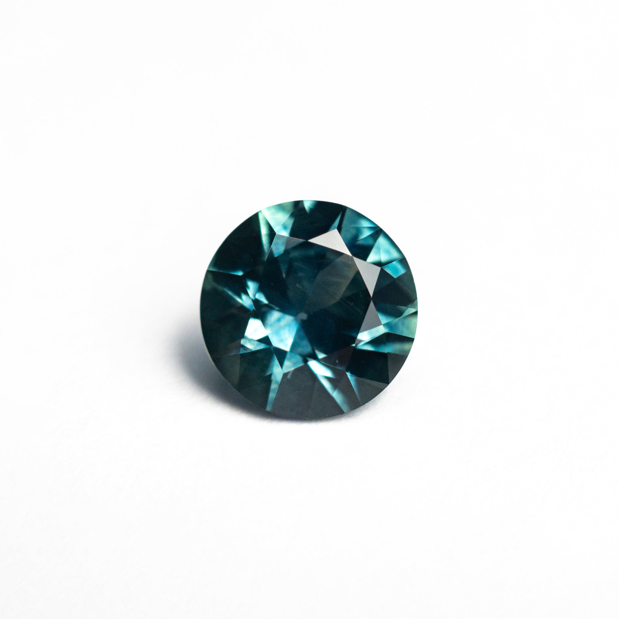 1.30ct 6.77x6.72x4.03mm Round Brilliant Sapphire 26524-27