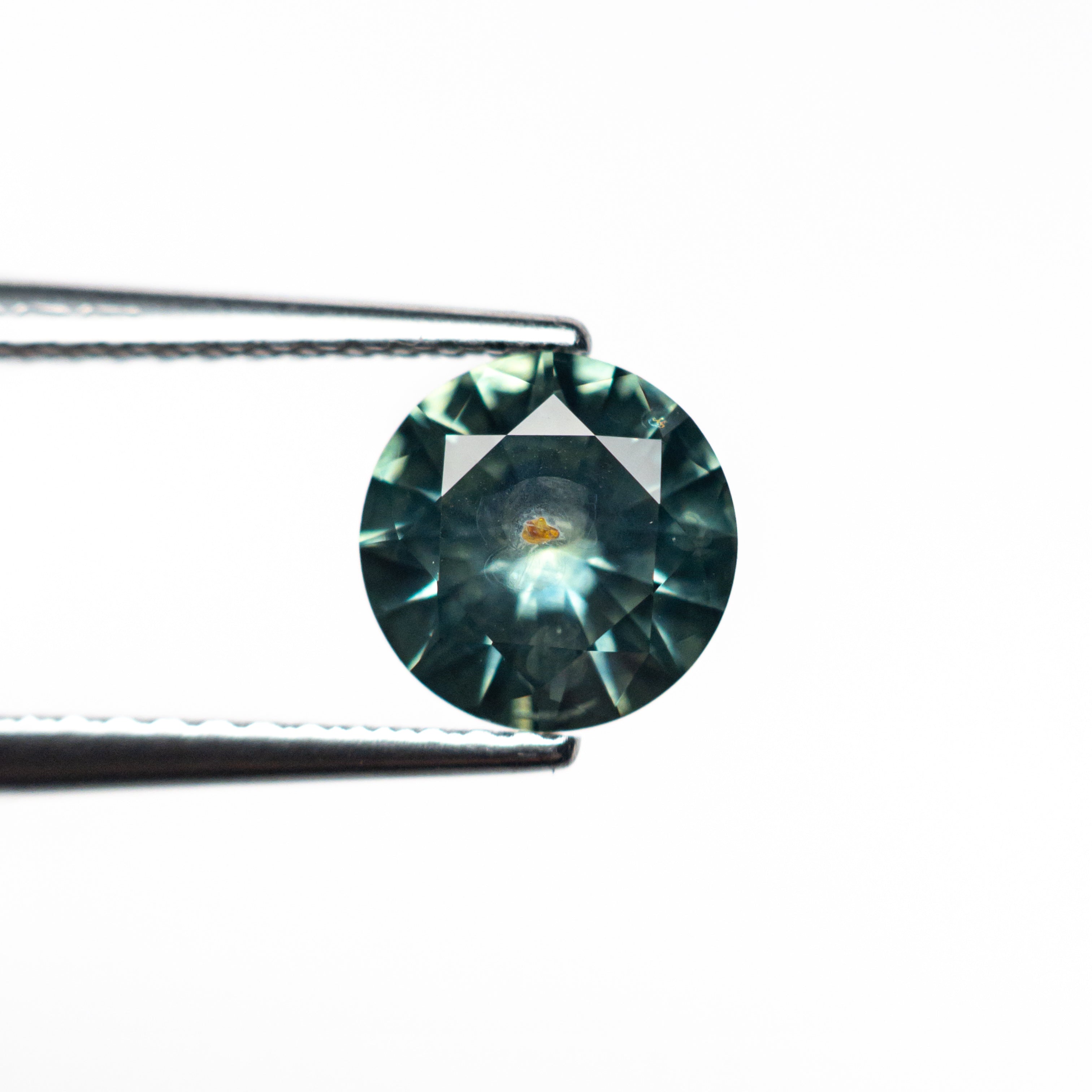 1.34ct 6.79x6.74x4.10mm Round Brilliant Sapphire 26524-29