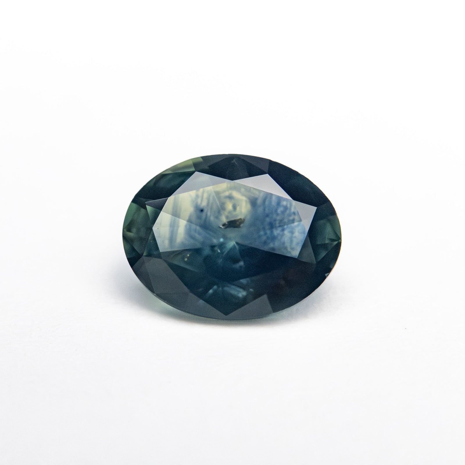 1.38ct 7.85x6.06x3.62mm Oval Brilliant Sapphire 26525-06