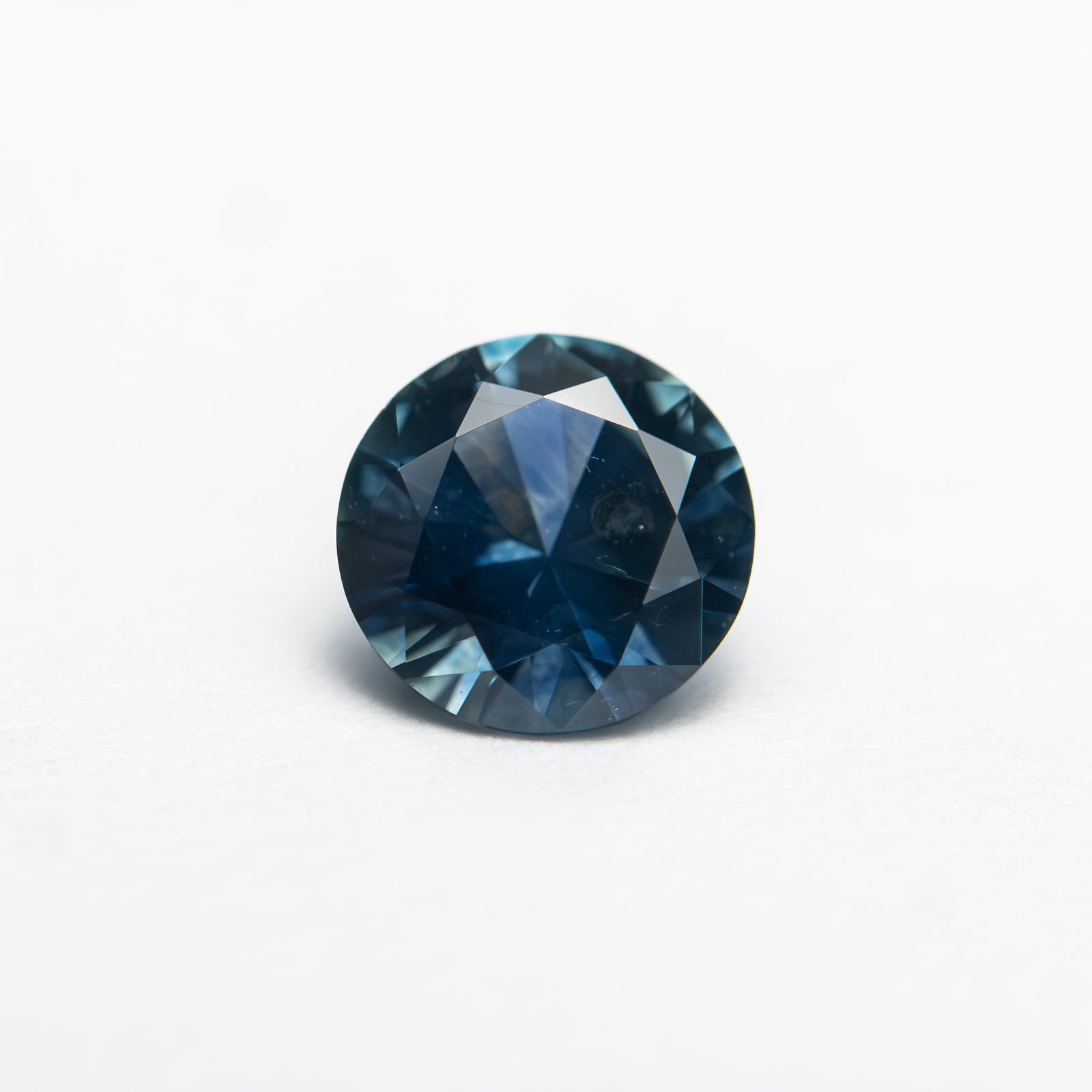 1.04ct 6.27x6.23x3.79mm Round Brilliant Sapphire 26526-16