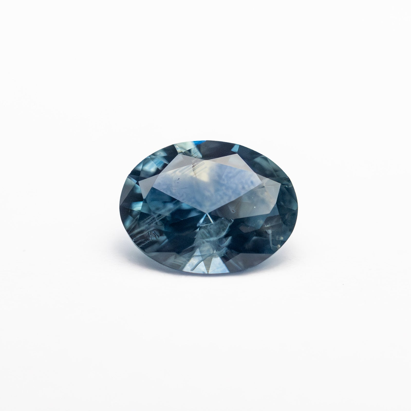 1.02ct 7.22x5.61x3.41mm Oval Brilliant Sapphire 26527-08
