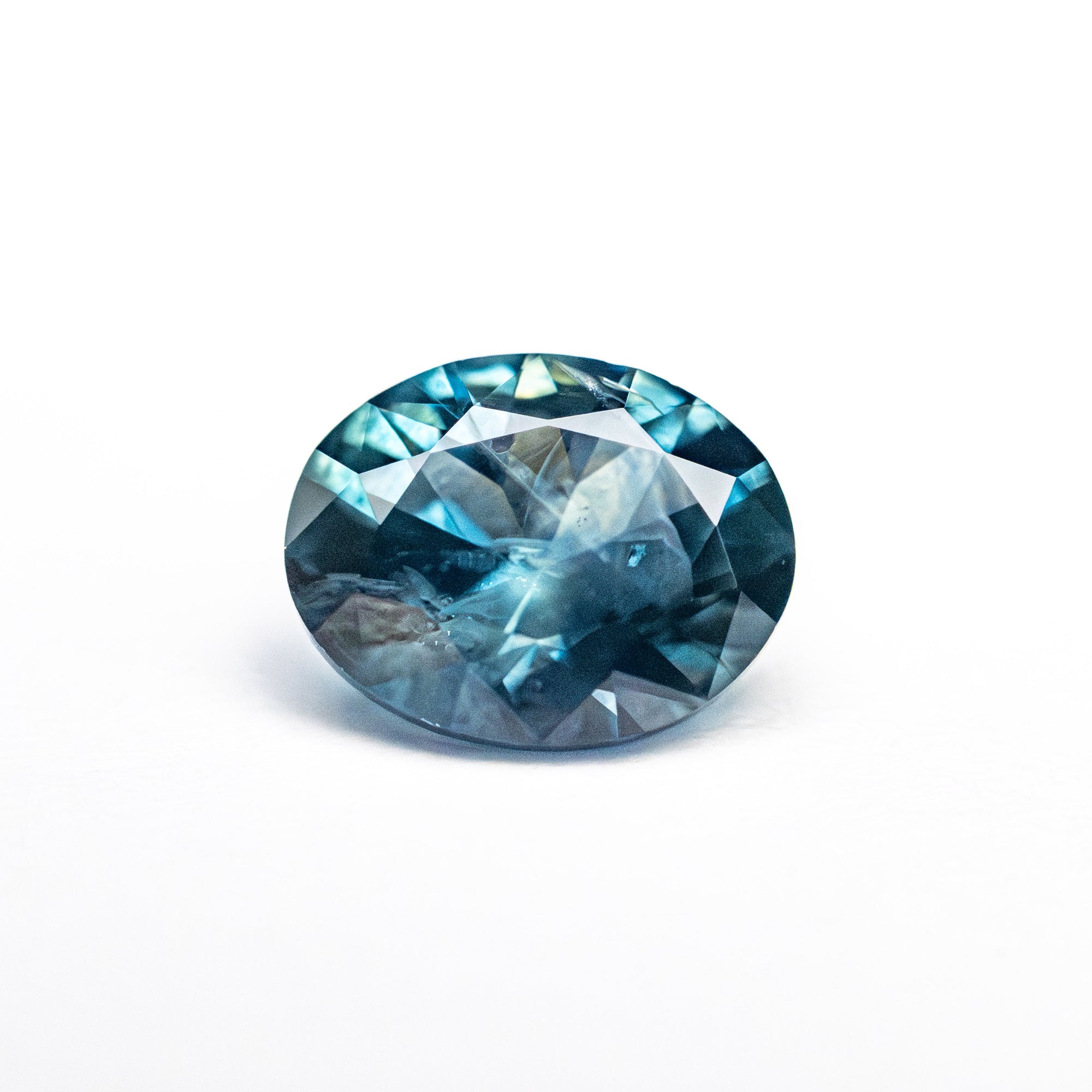 1.44ct 7.56x6.00x4.12mm Oval Brilliant Sapphire 26527-14