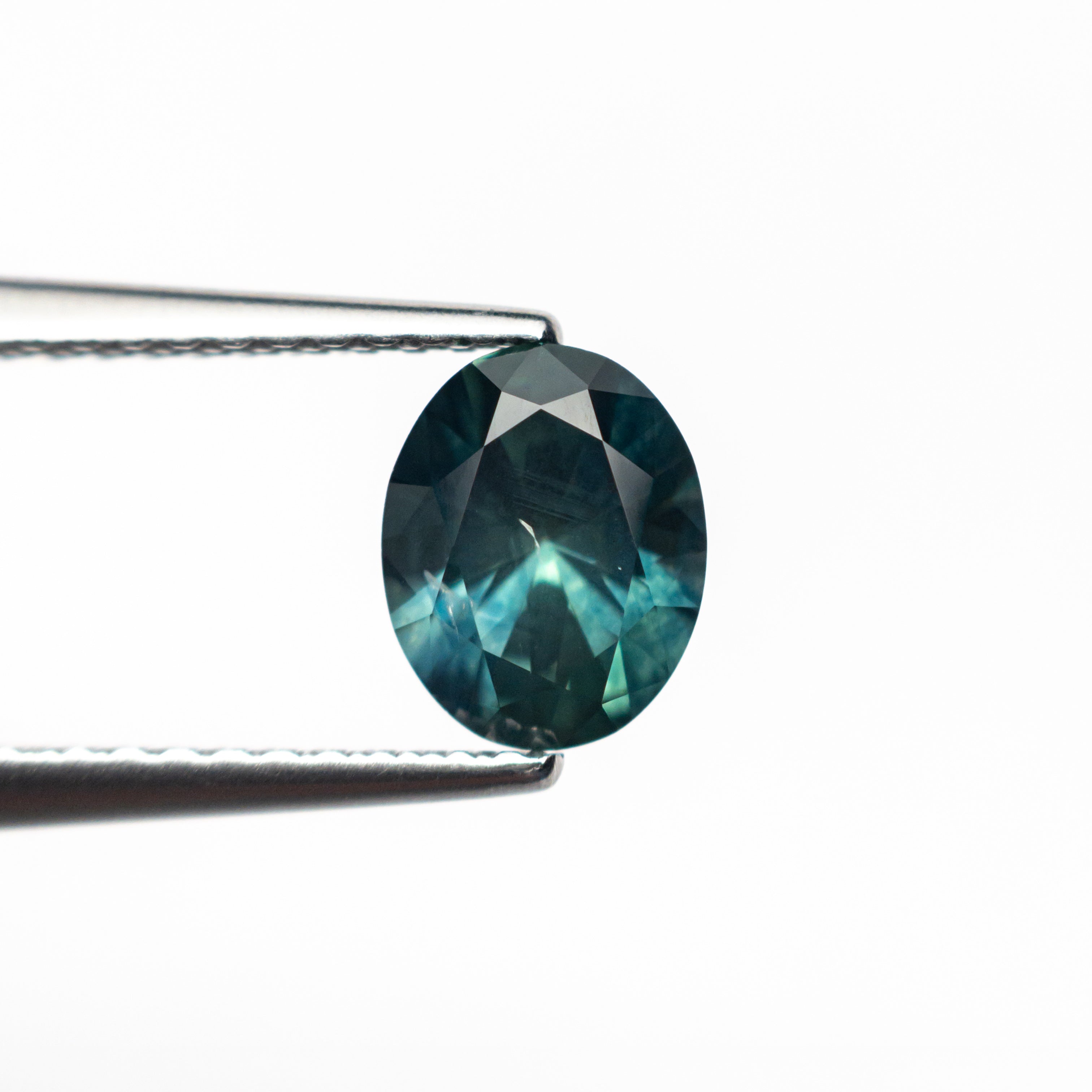 1.07ct 6.88x5.54x3.83mm Oval Brilliant Sapphire 26527-21