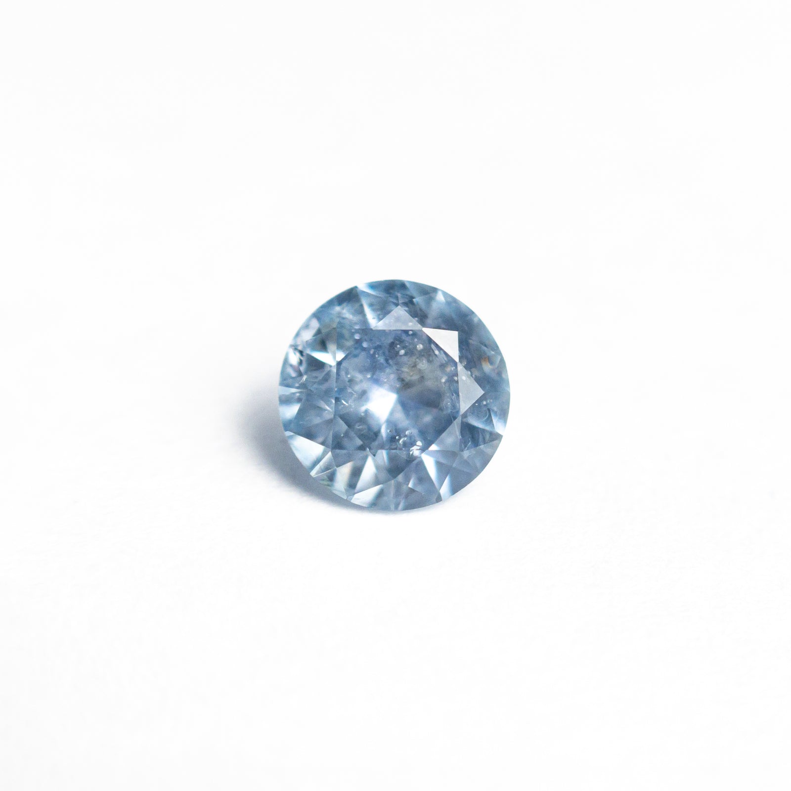 0.74ct 5.50x5.47x3.44mm Round Brilliant Sapphire 26532-06