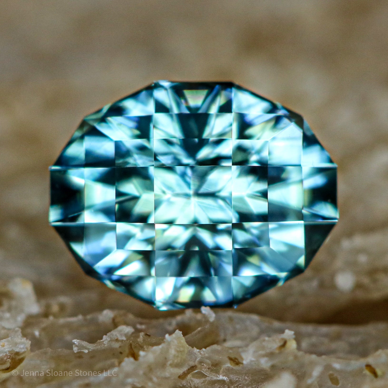 1.30ct 6.98x5.51x4.55mm Geo Oval Brilliant 26555-05