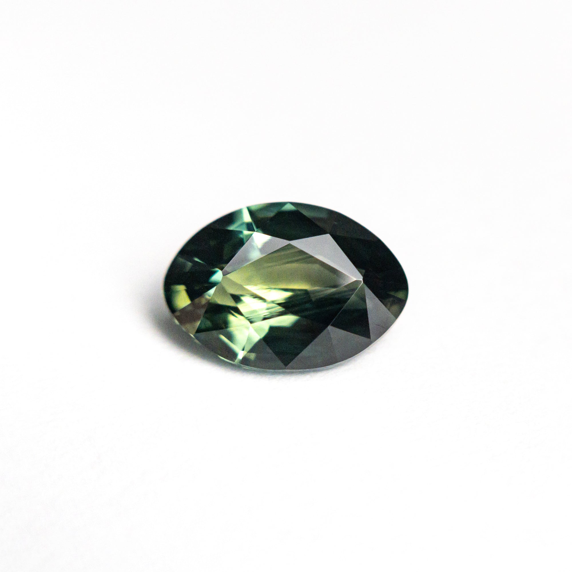 1.63ct 8.58x5.97x3.95mm Marquise Brilliant Sapphire 26631-01