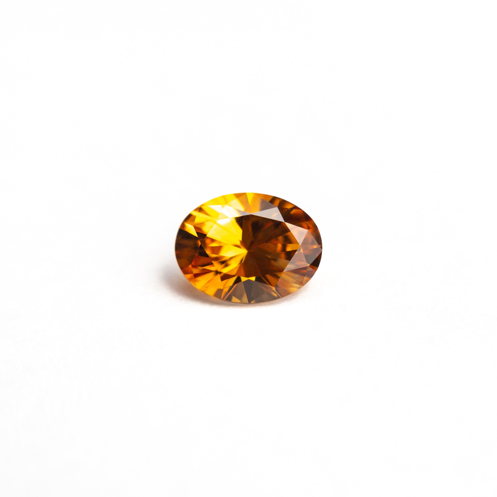 0.52ct 5.59x4.23x2.96mm Oval Brilliant Sapphire 26647-03