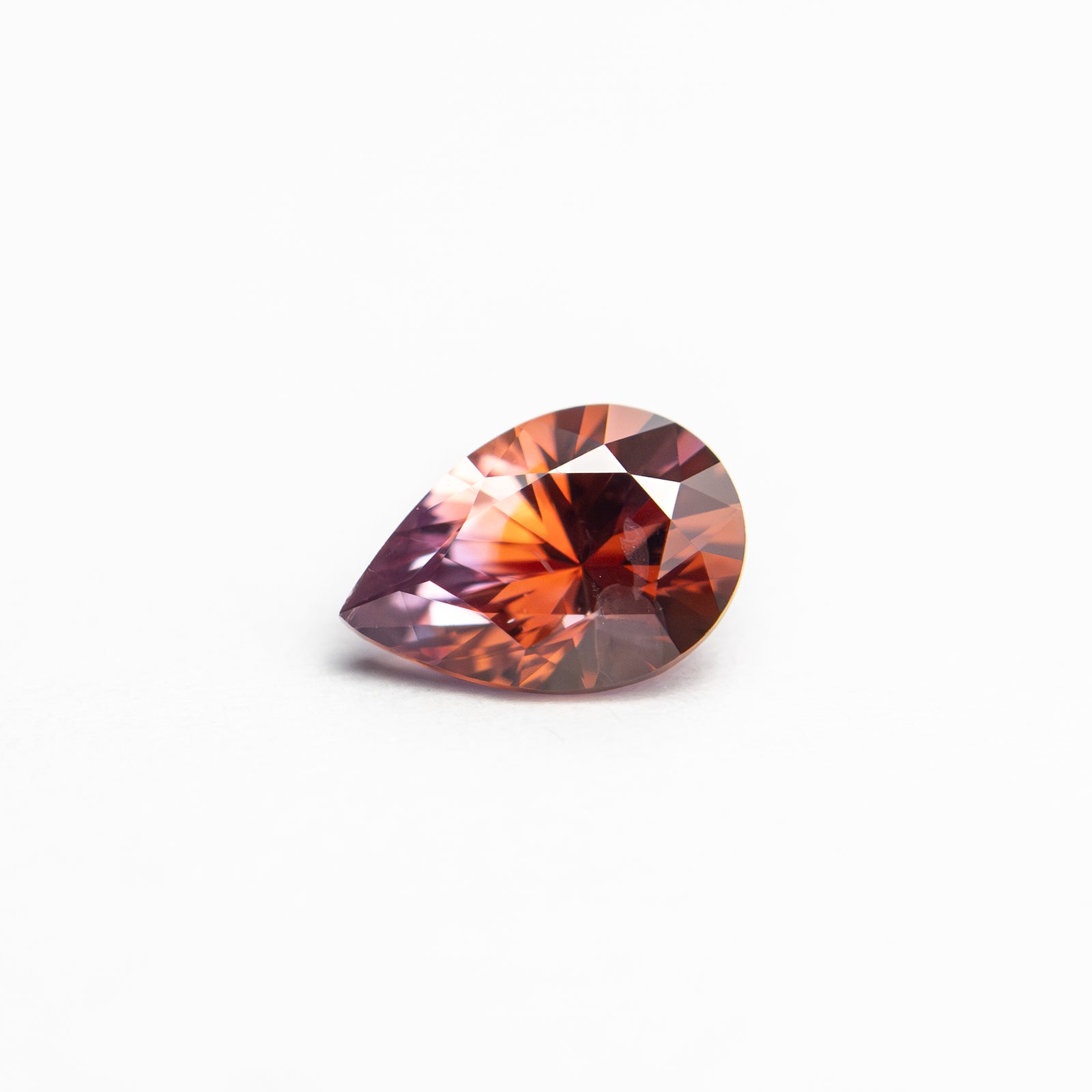 0.52ct 5.96x4.10x3.15mm Pear Brilliant Sapphire 26660-01
