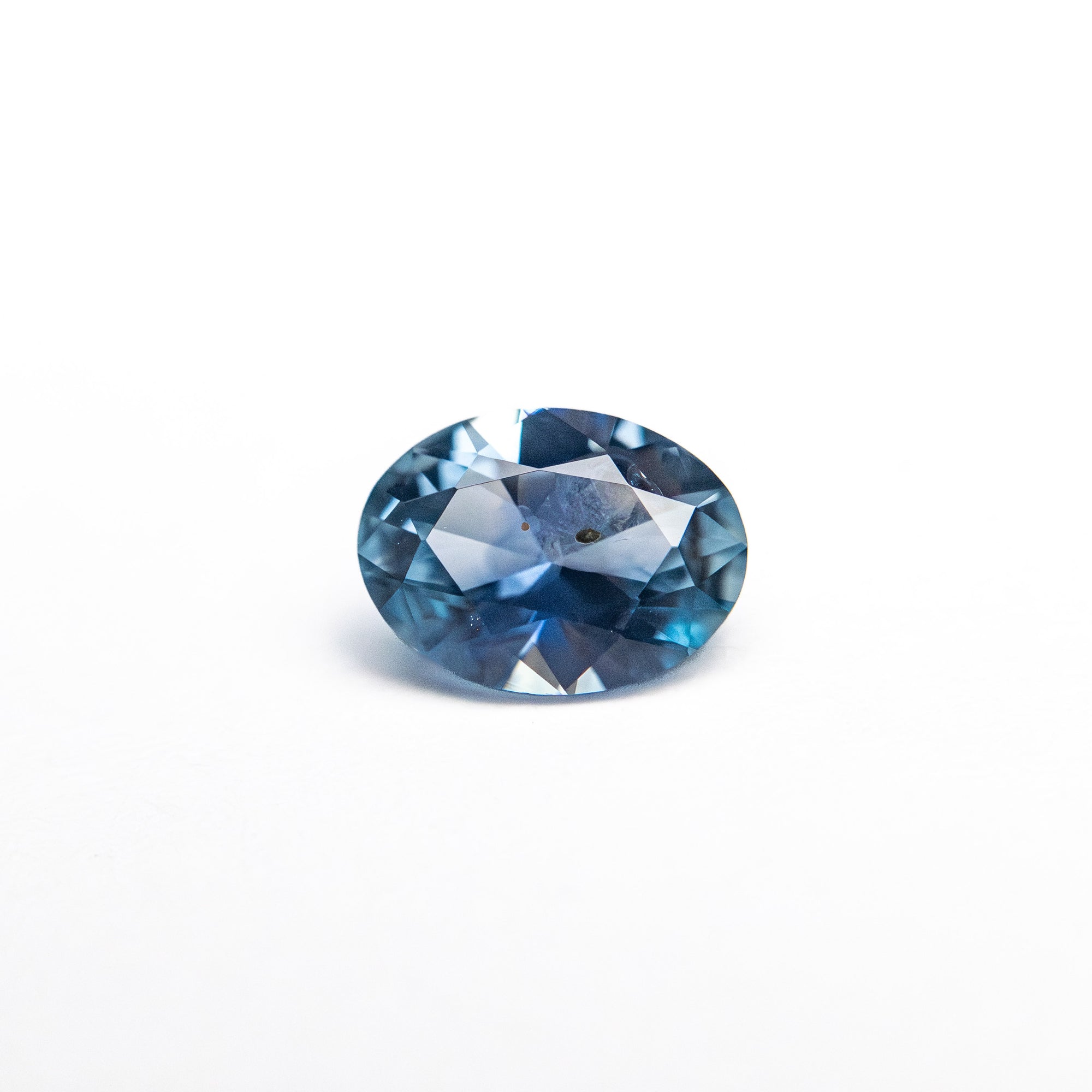 0.58ct 6.01x4.47x2.89mm Oval Brilliant Sapphire 26667-09