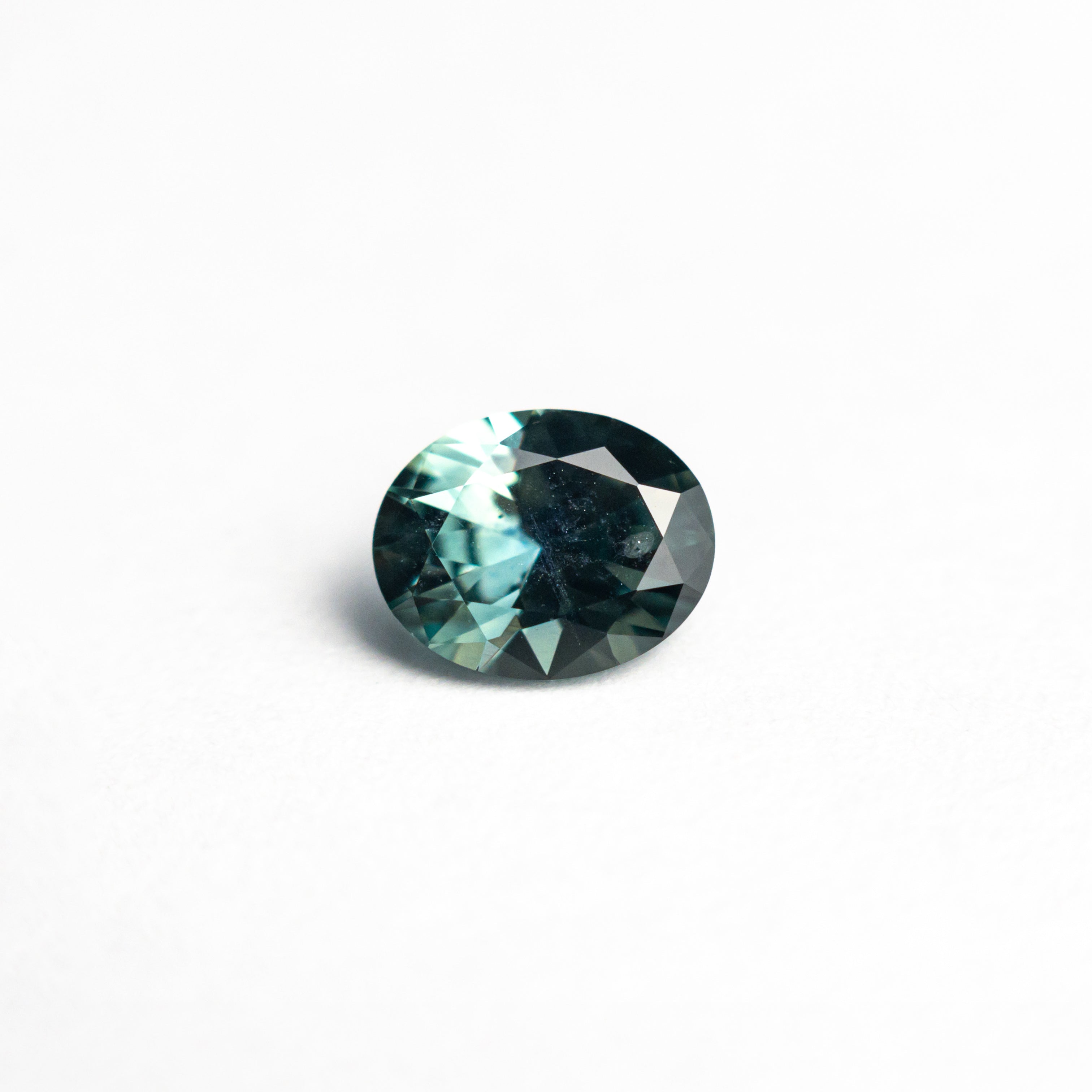 0.68ct 5.88x4.74x3.12mm Oval Brilliant Sapphire 26668-28