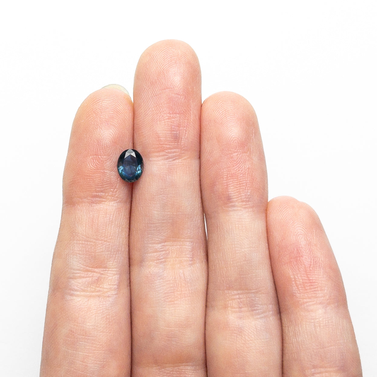 0.72ct 6.57x5.25x2.72mm Oval Brilliant Sapphire 26668-31