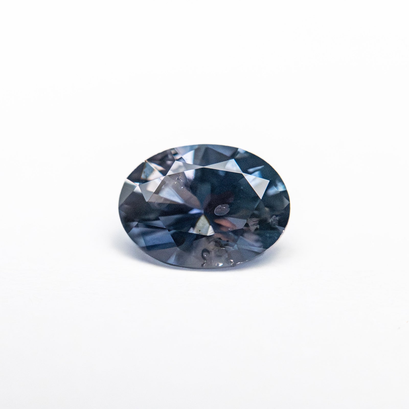 1.06ct 7.18x5.35x3.76mm Oval Brilliant Sapphire 26669-01