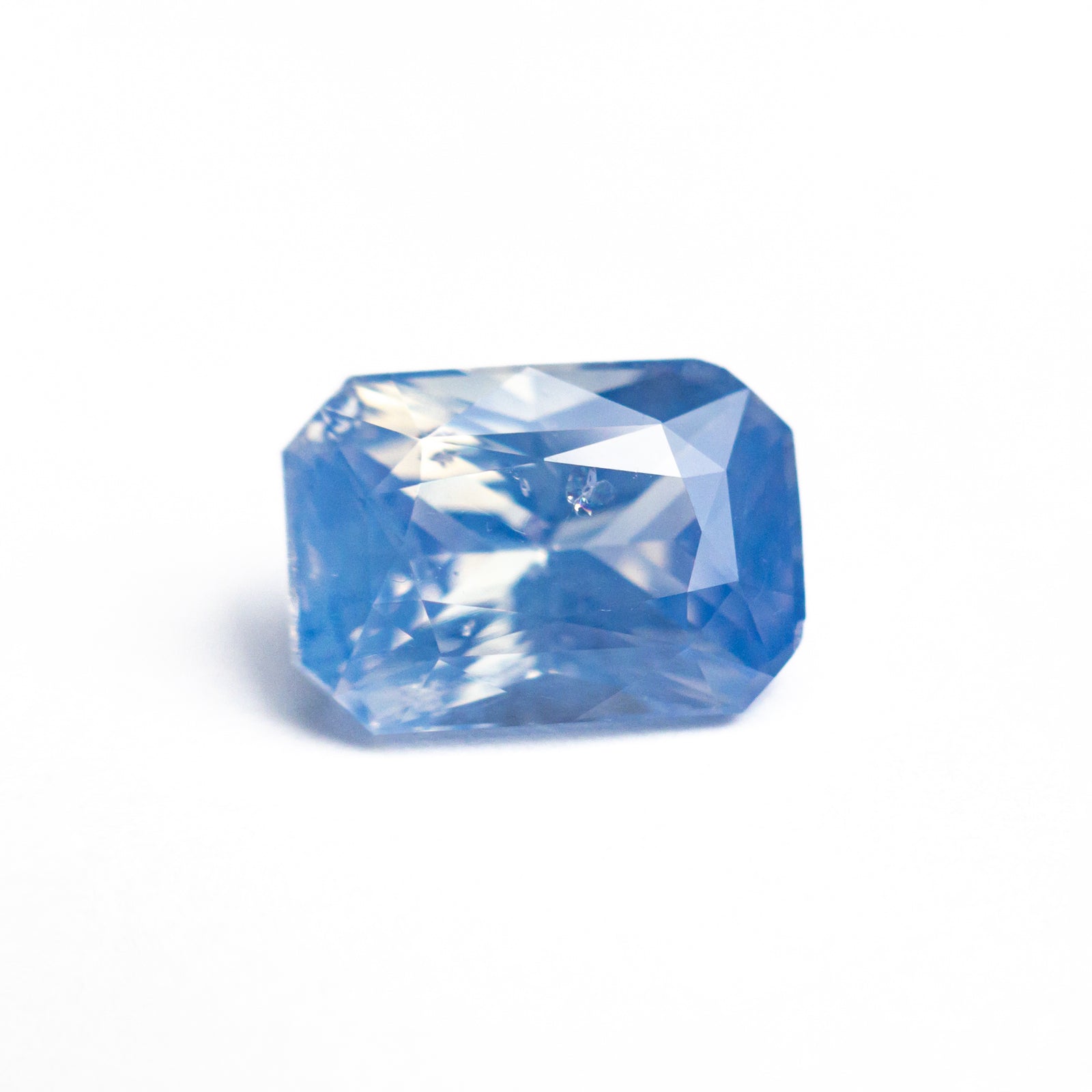 2.60ct 8.95x6.24x4.82mm Cut Corner Rectangle Brilliant Sapphire 26774-01