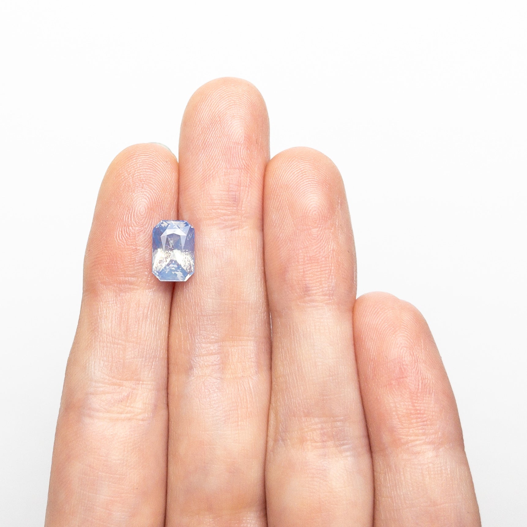 2.60ct 8.95x6.24x4.82mm Cut Corner Rectangle Brilliant Sapphire 26774-01