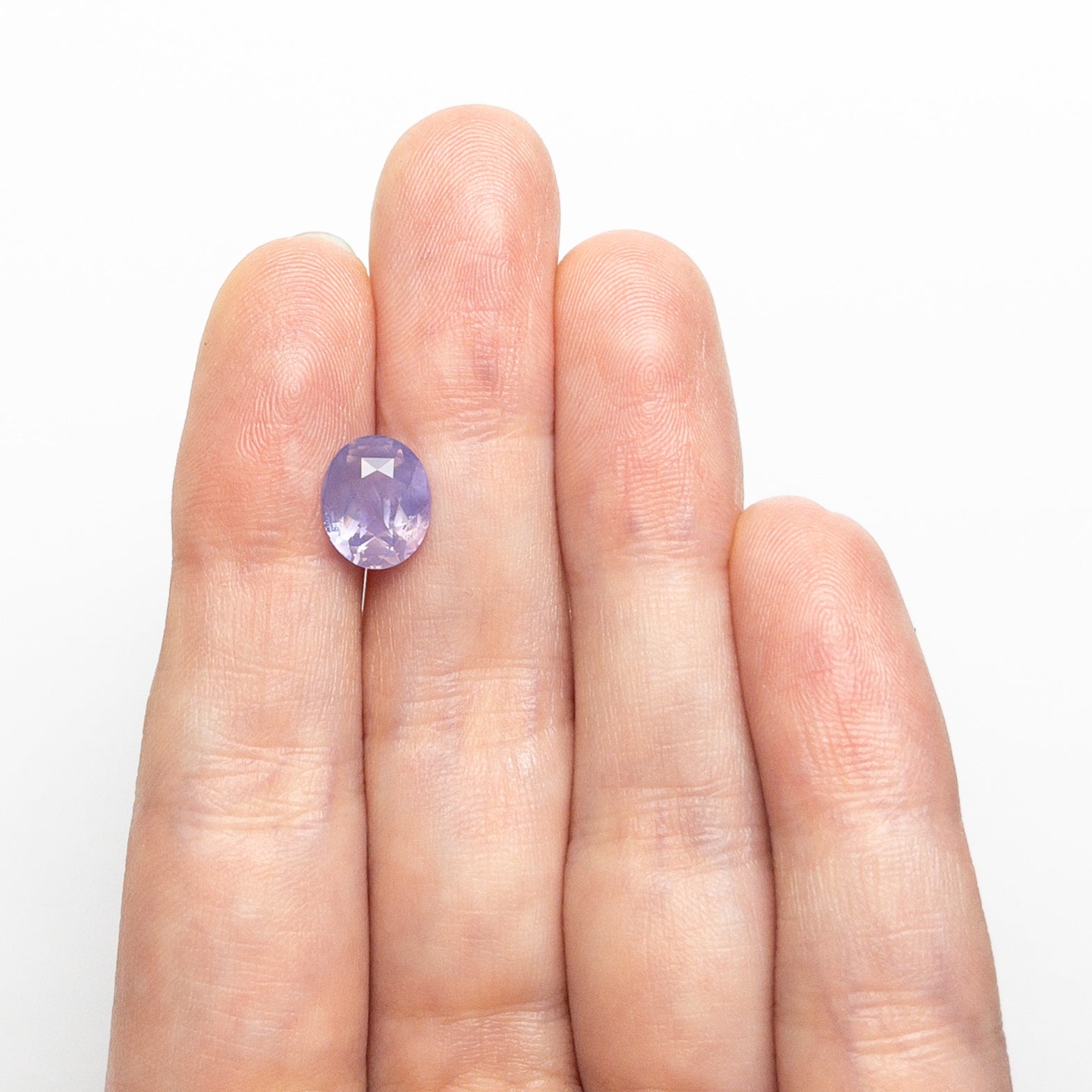 3.47ct  9.33x7.73x5.61mm Oval Brilliant Sapphire  26777-01
