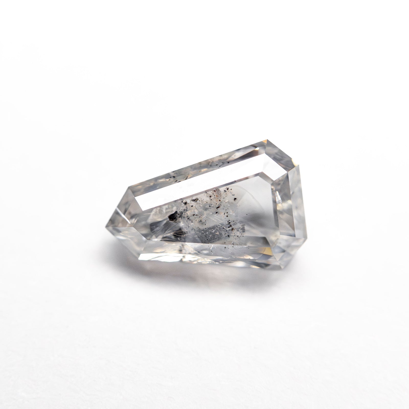 1.38ct 8.19x5.39x3.56mm Shield Step Cut 26787-10