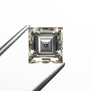 2.50ct 7.64x7.24x4.95mm VVS2 Q-R Carré Cut 🇨🇦 26808-01