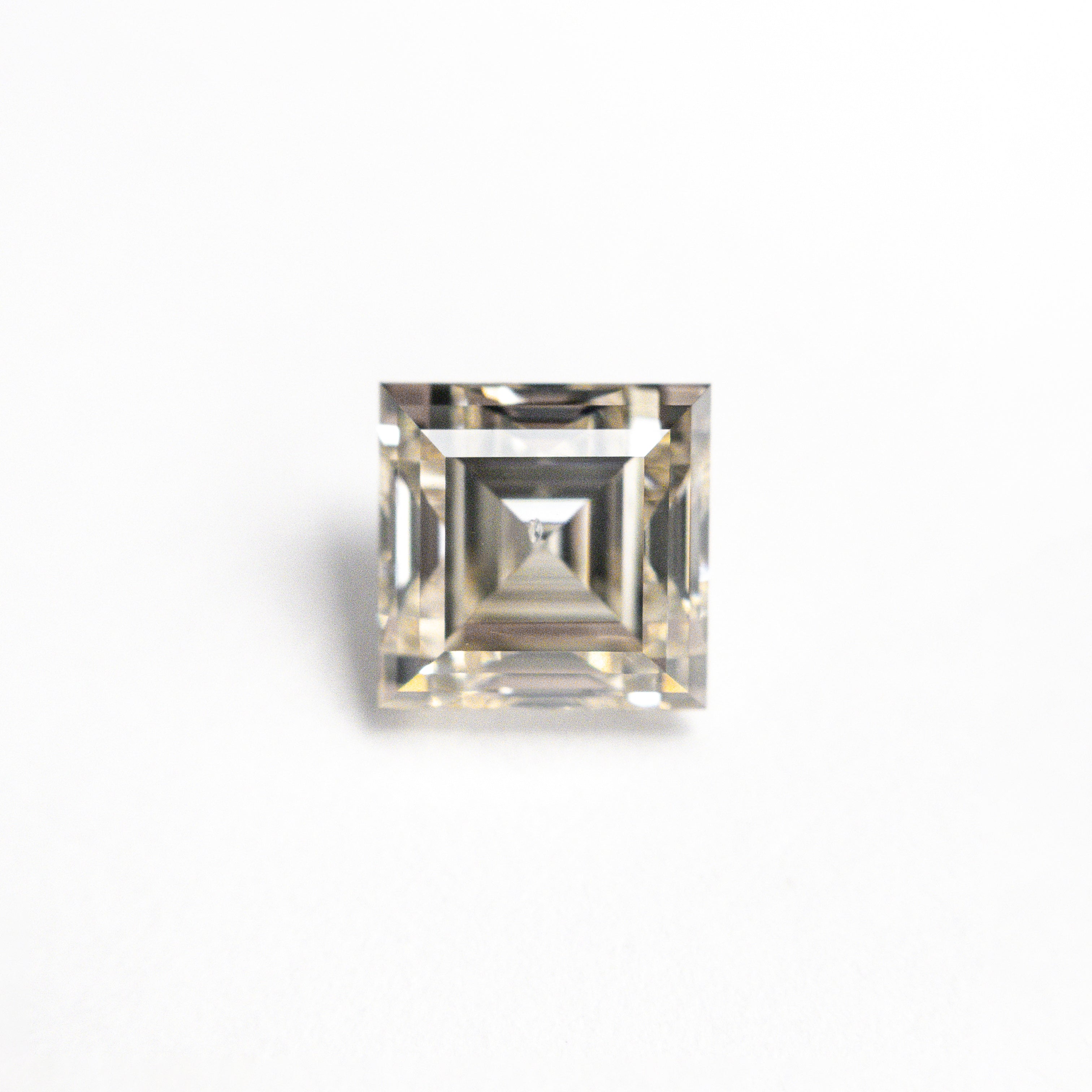 1.27ct 5.75x5.72x4.02mm SI2 O-P Carré Cut 🇨🇦 26852-01