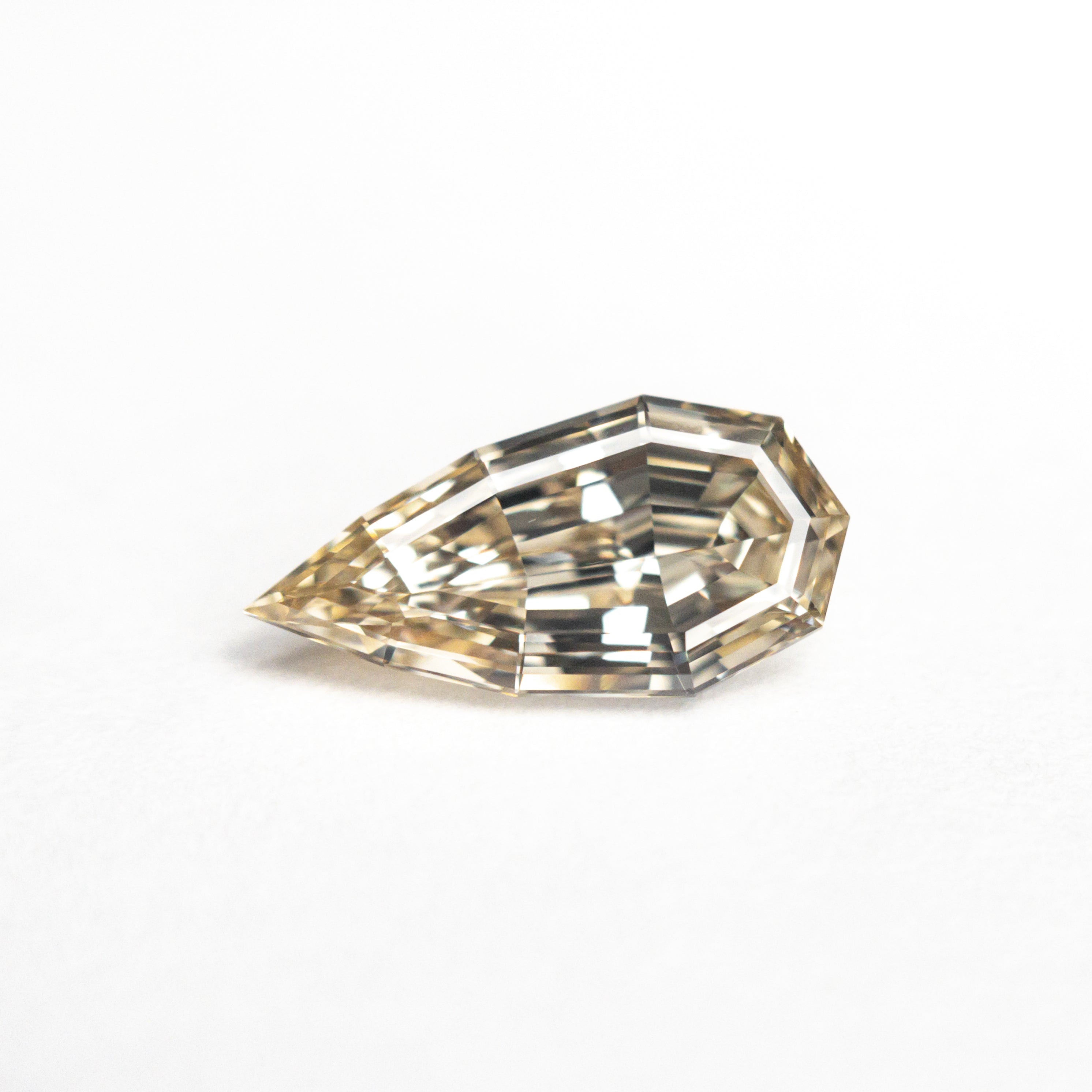 1.00ct 10.21x5.14x2.94mm VS1 C4 Geo Pear Step Cut 27082-15