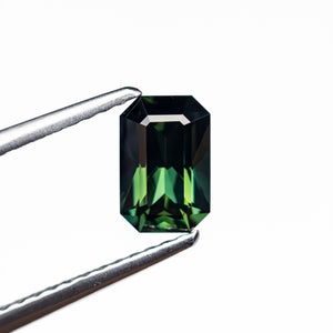 1.06ct 6.90x4.57x3.67mm Cut Corner Rectangle Step Cut Sapphire 27144-03