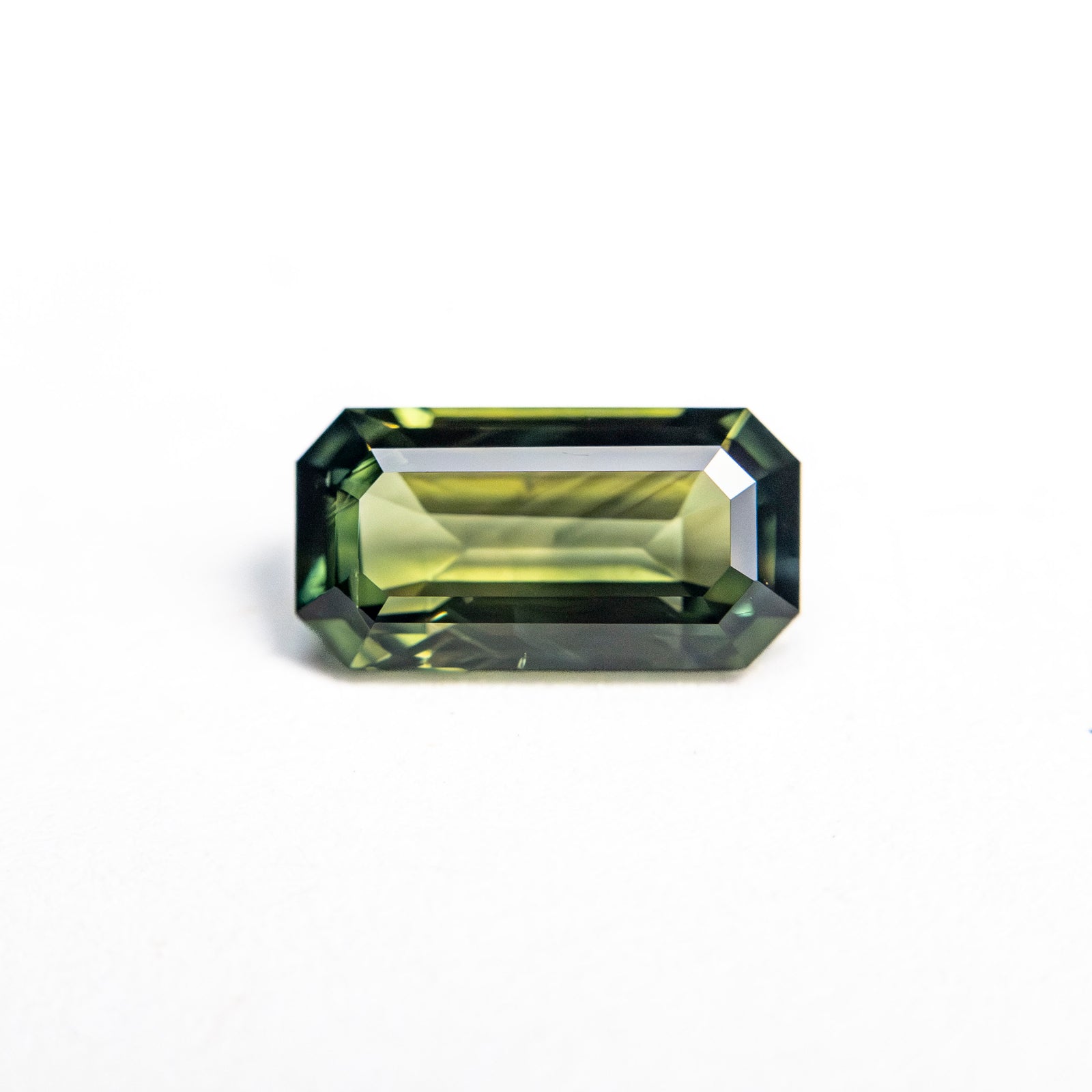 0.96ct 7.76x4.03x2.82mm Cut Corner Rectangle Step Cut Sapphire 27154-03