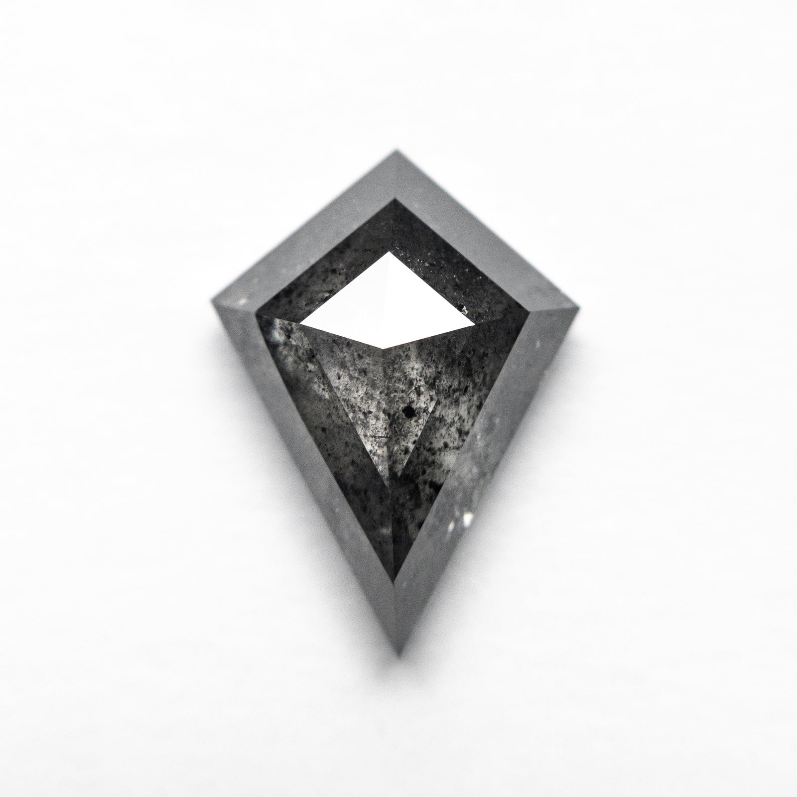 2.93ct 12.66x9.29x4.30mm Kite Rosecut 27224-16