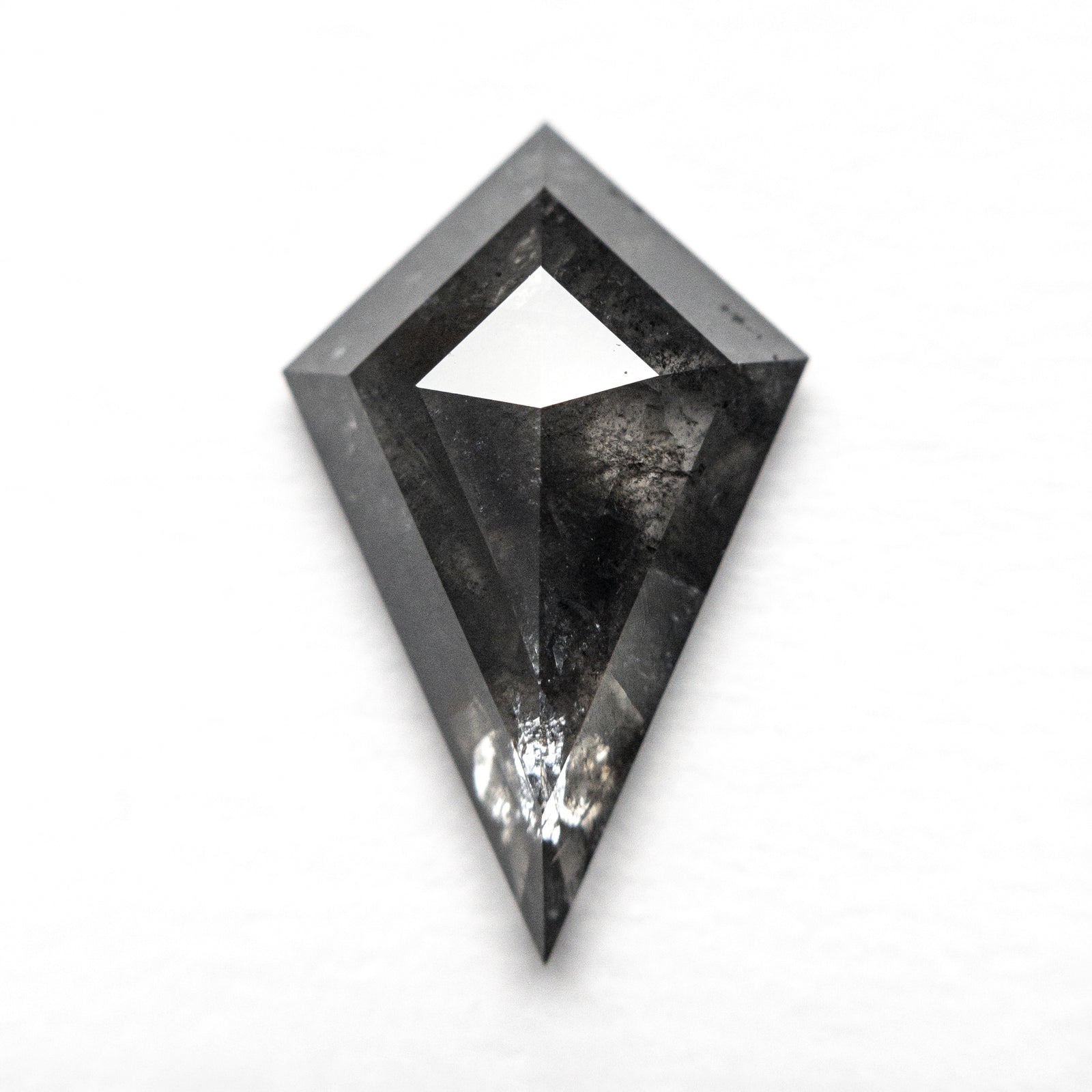 2.66ct 14.90x9.43x3.46mm Kite Rosecut 27224-18