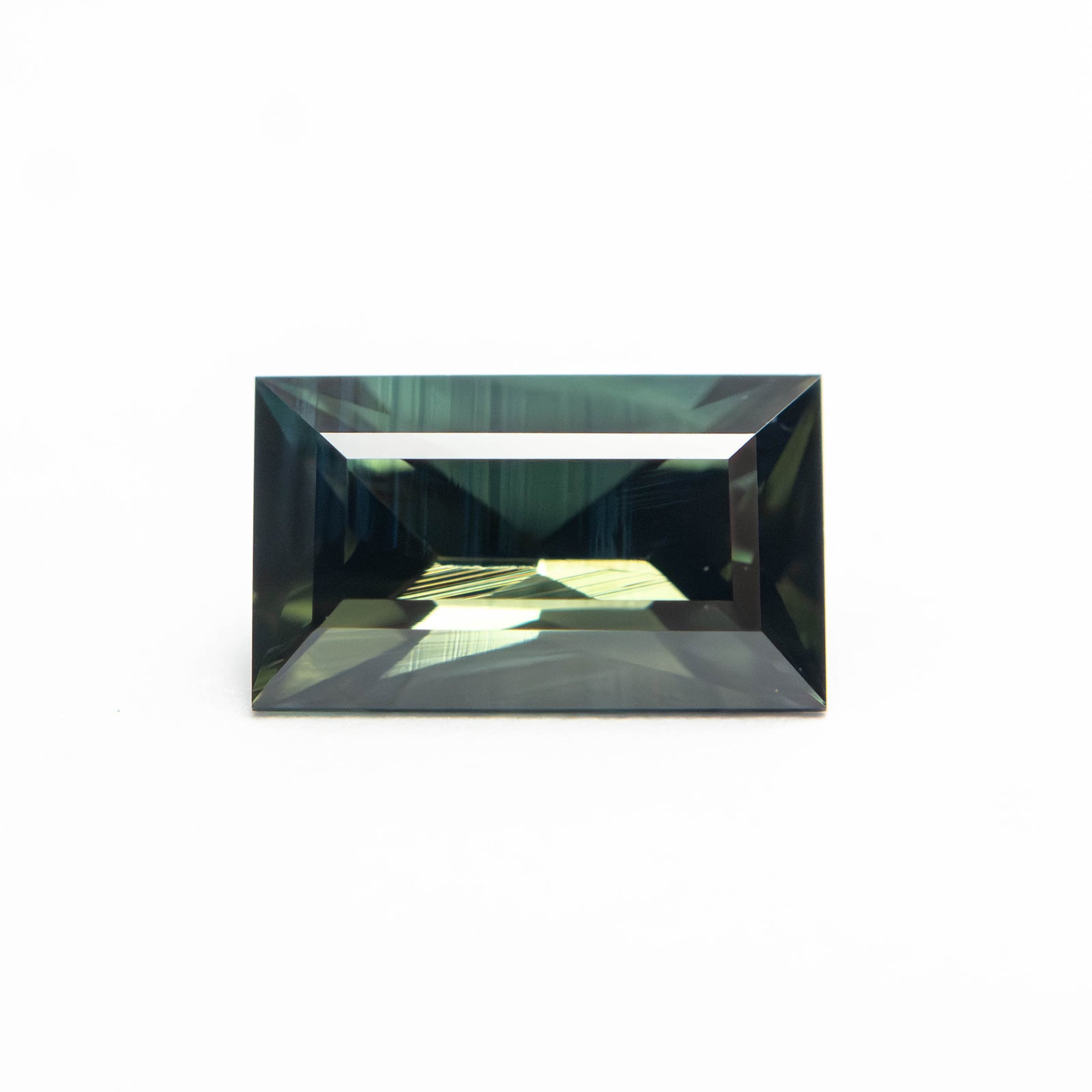 1.54ct 8.20x4.90x4.06mm Rectangle Step Cut Sapphire 27323-01