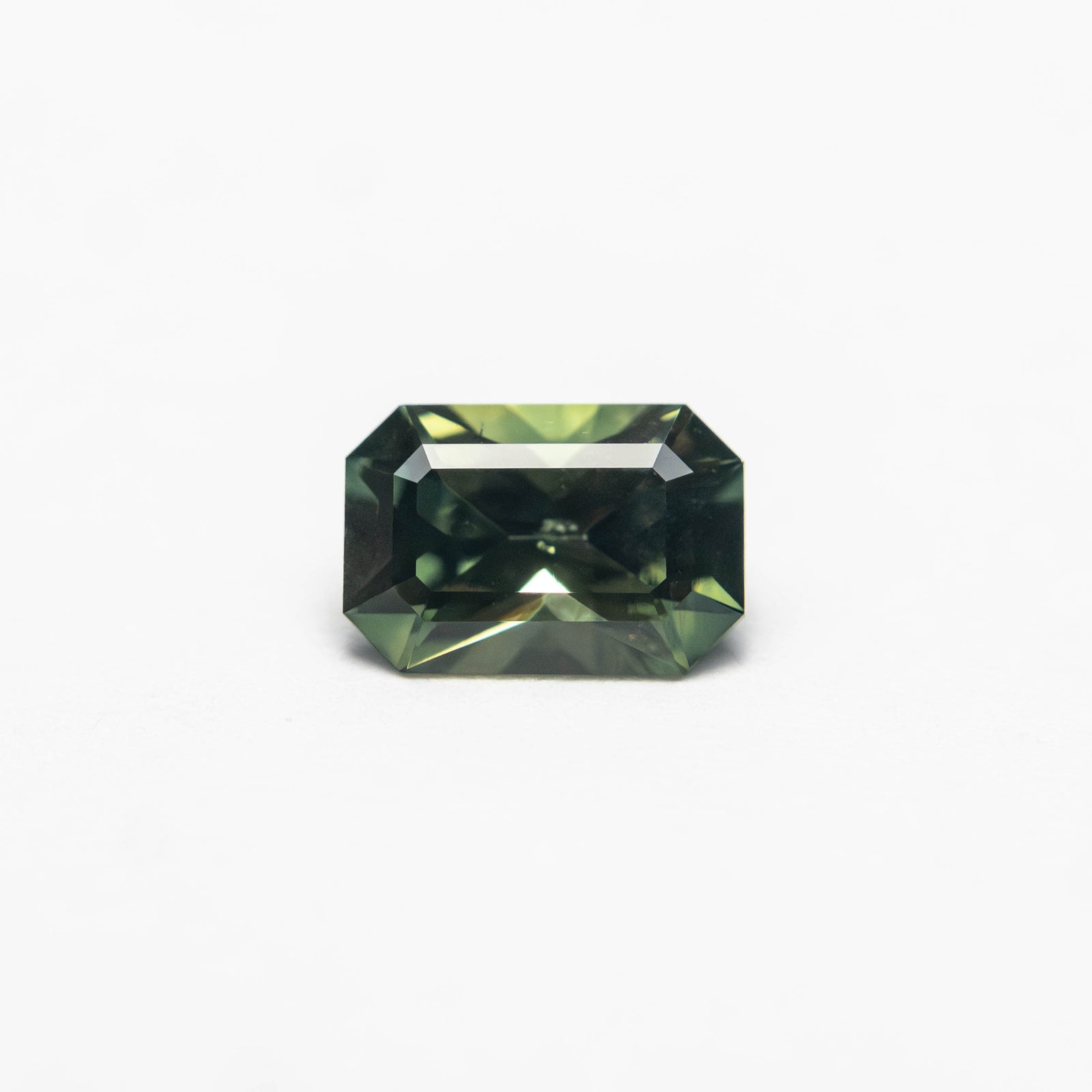 0.52ct 5.68x3.86x2.78mm Cut Corner Rectangle Step Cut Sapphire 27336-31