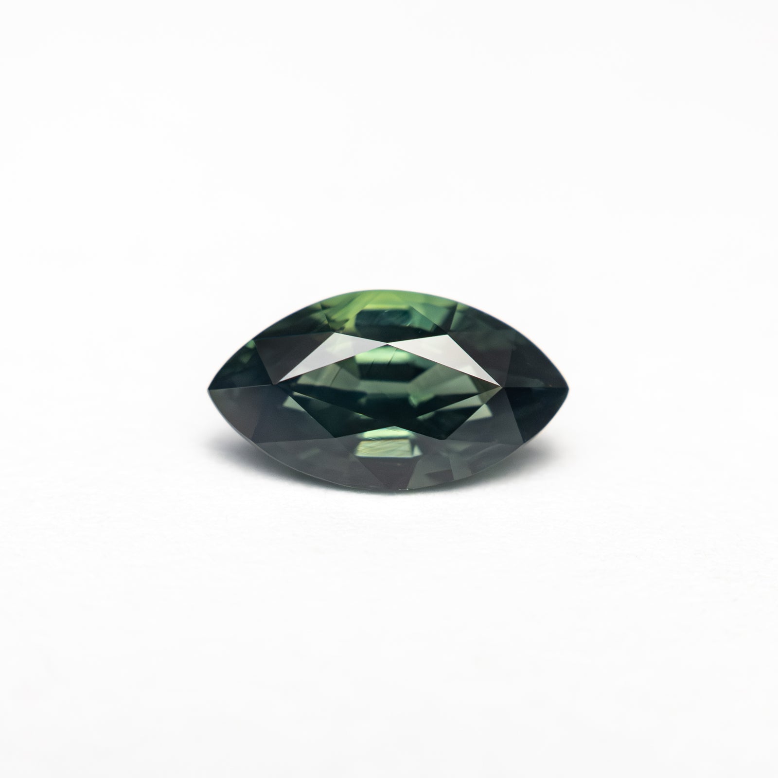 0.94ct 8.11x4.57x3.46m Marquise Brilliant Sapphire 27344-01