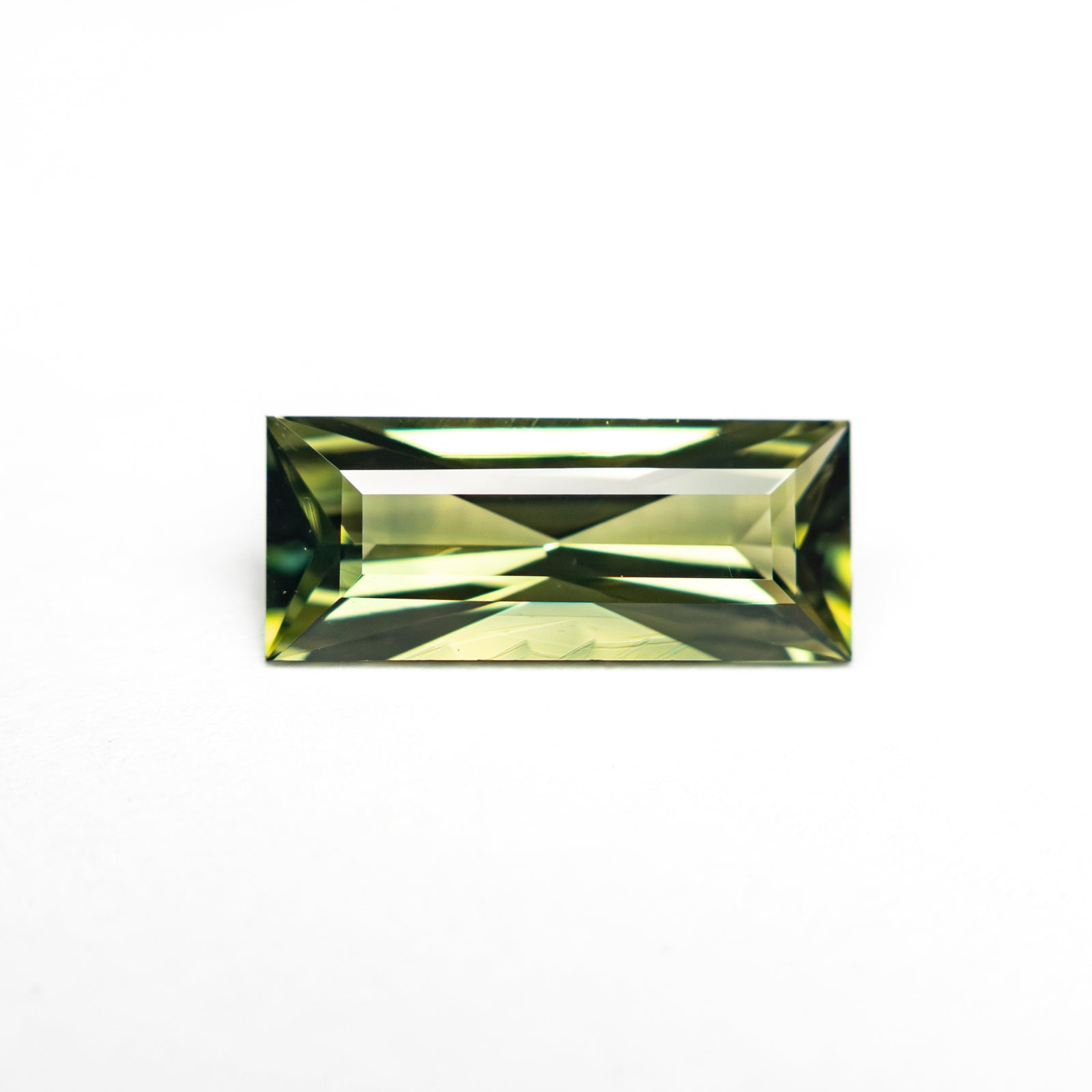 1.11ct 9.73x4.06x2.78mm Rectangle Step Cut Sapphire 27360-01