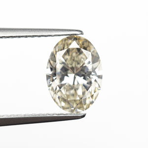 2.02ct 9.74x7.01x4.32mm VS2 M Champagne Oval Brilliant 27365-02