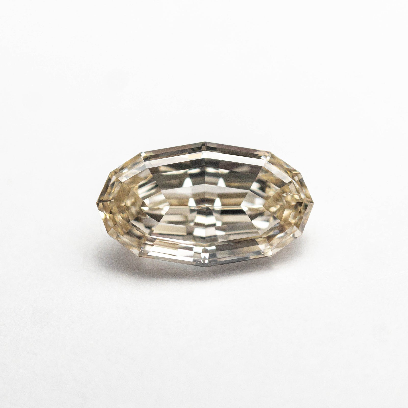 1.01ct 8.52x4.95x2.97mm SI1 Y-Z Geo Oval Step Cut 🇿🇦 27375-25