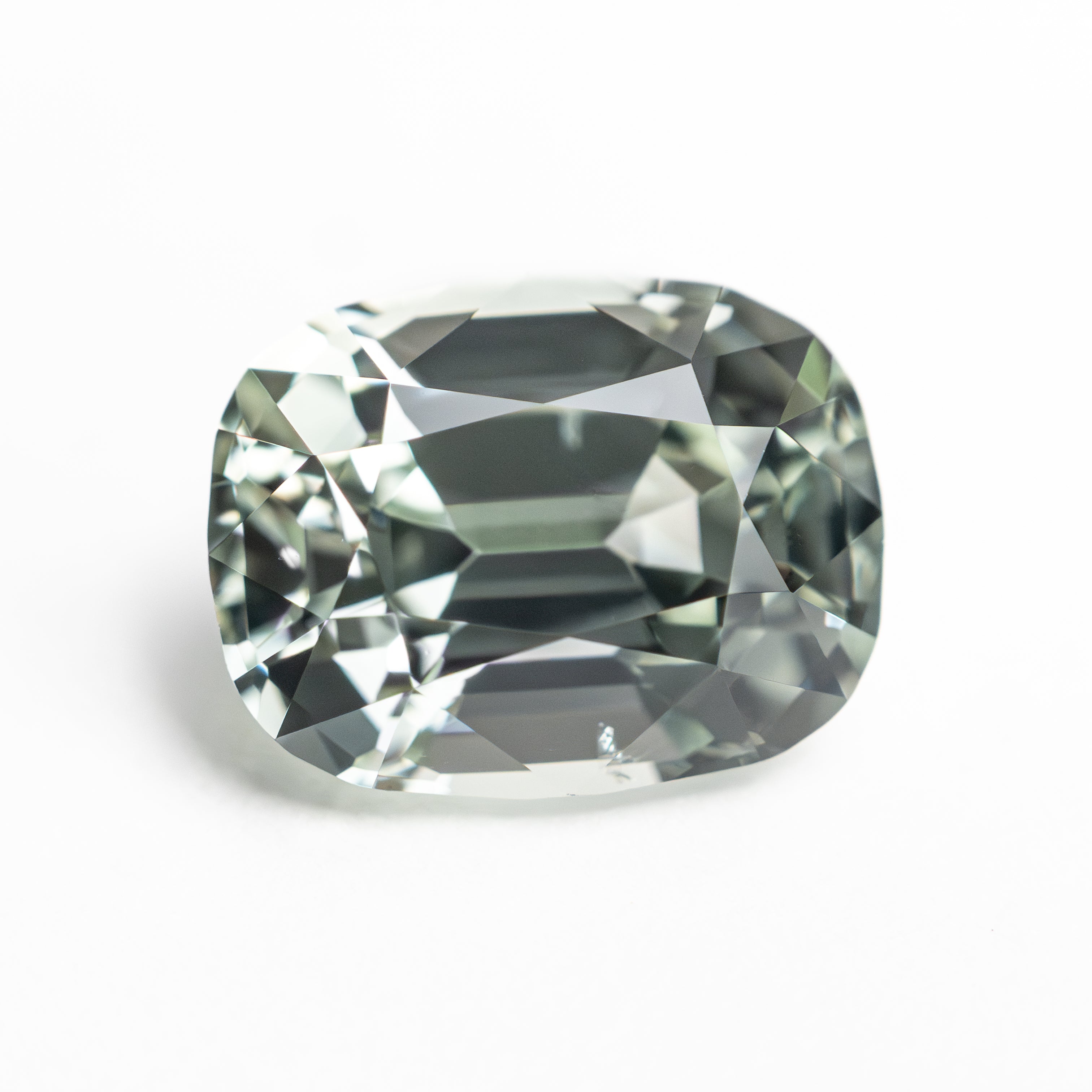 4.28ct 10.20x7.95x6.05mm AGL Cushion Brilliant Sapphire 27415-01