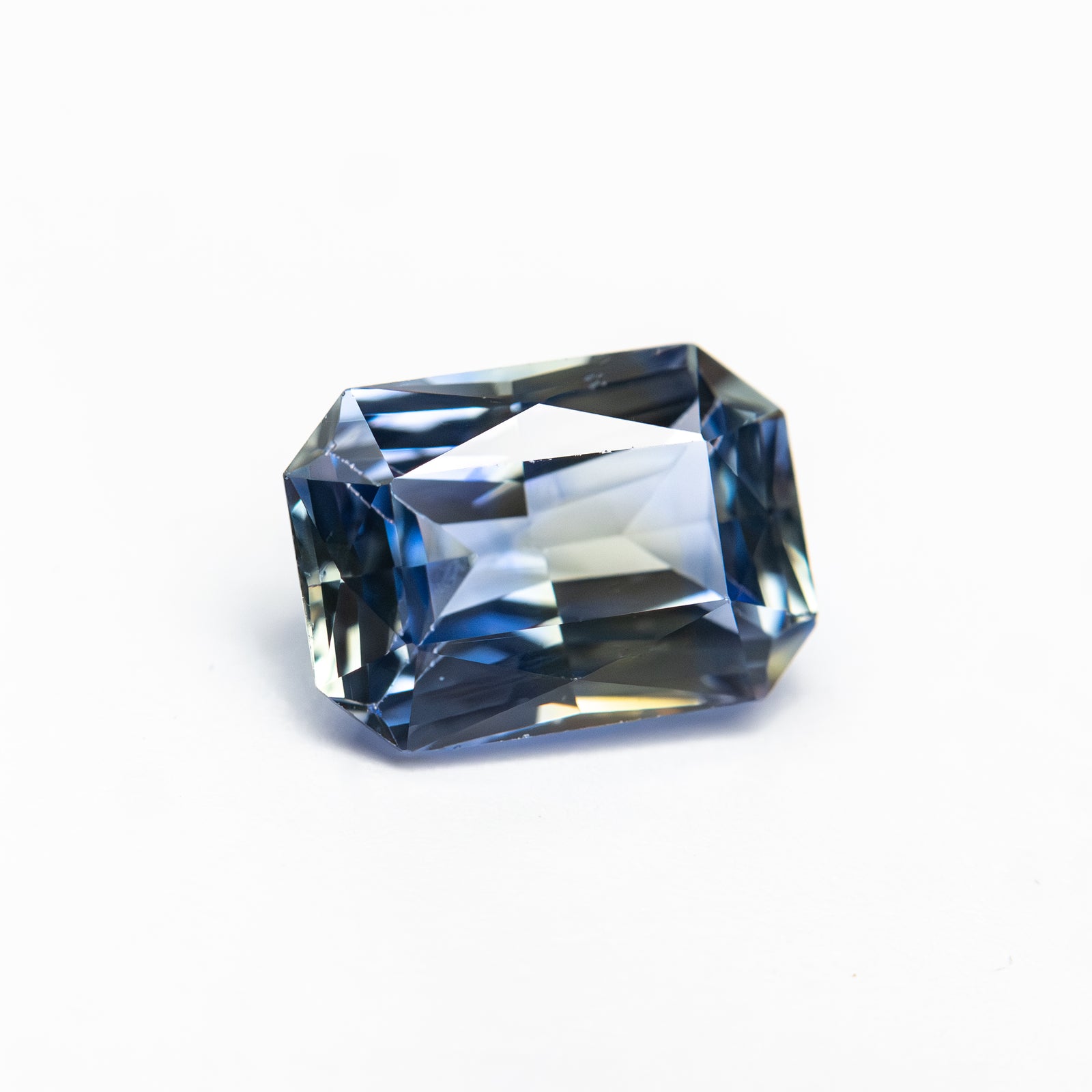 1.48ct 7.77x5.55x3.47mm Cut Corner Rectangle Brilliant Sapphire 27436-01