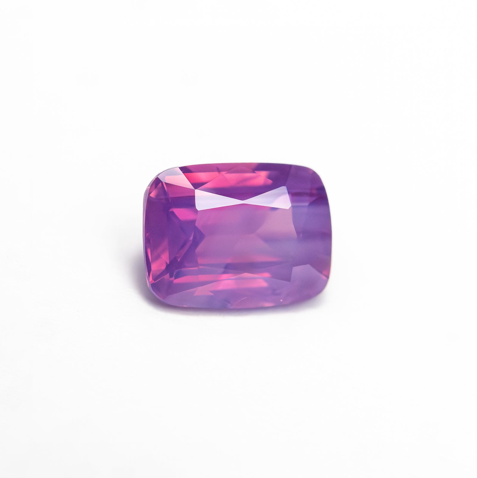 1.11ct 6.68x4.96x3.31mm Cushion Brilliant Sapphire 27454-01