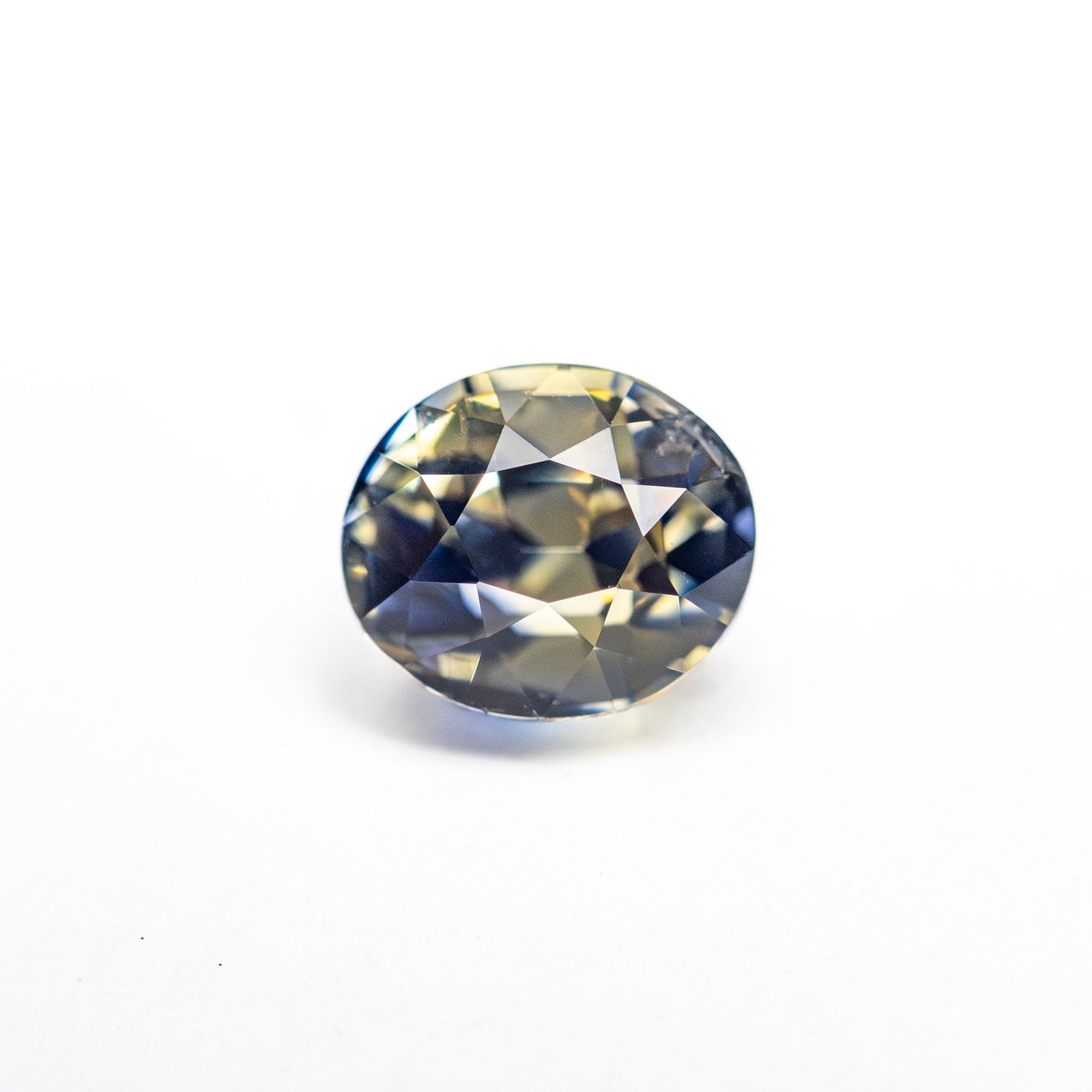 1.53ct 6.52x5.60x4.94mm Oval Brilliant Sapphire 27464-01