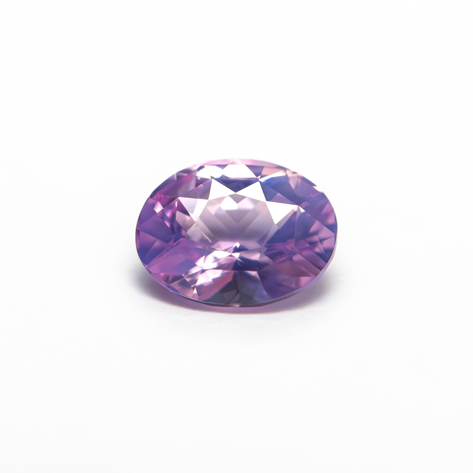 1.07ct 6.95x5.27x3.61mm Oval Brilliant Sapphire 27467-01