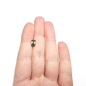 1.53ct 7.54x5.18x3.55mm Flame Step Cut Sapphire 27470-01