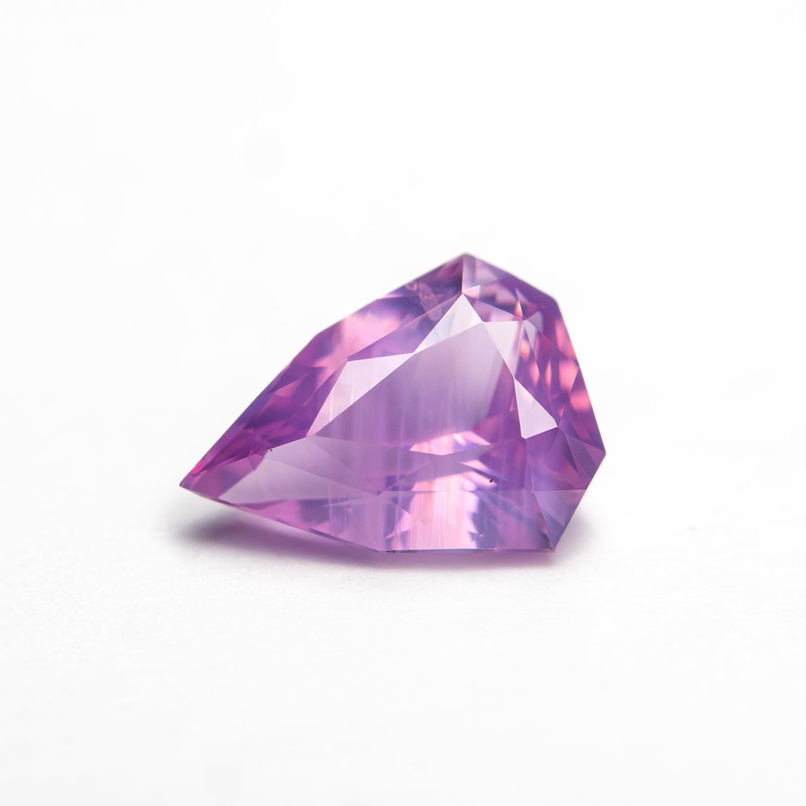 1.64ct 8.48x6.48x4.13mm Shield Brilliant Sapphire 27477-01