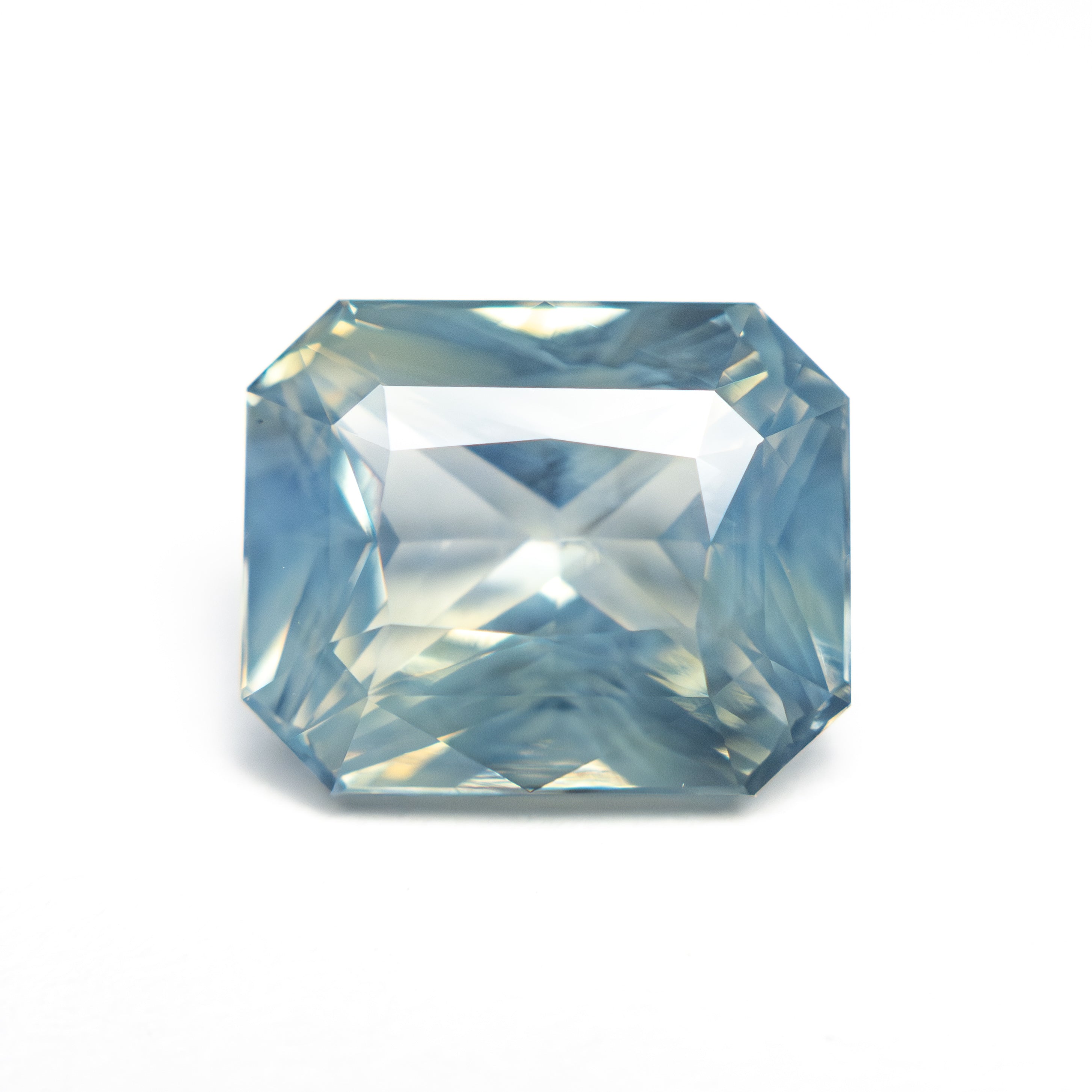 4.17ct 9.92x8.10x5.34mm Cut Corner Rectangle Brilliant Sapphire 27506-01