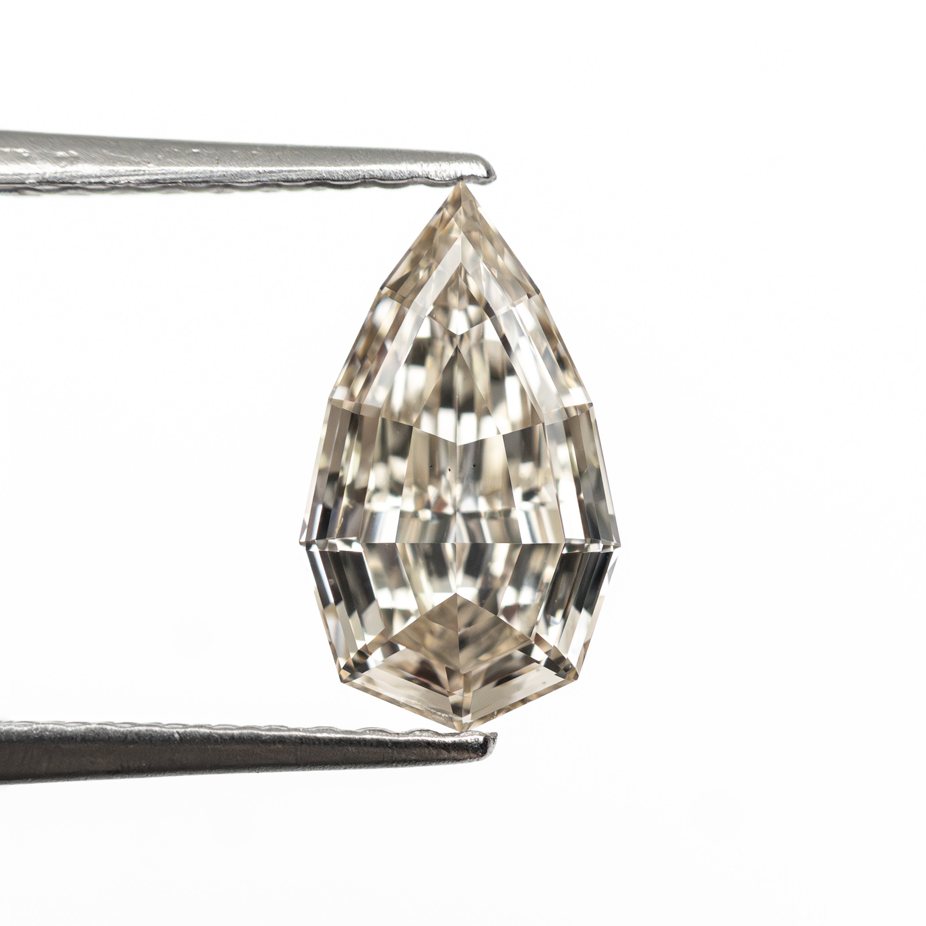 1.02ct 9.64x5.60x2.76mm VS2 U-V Geo Pear Step Cut 🇿🇦 27518-16