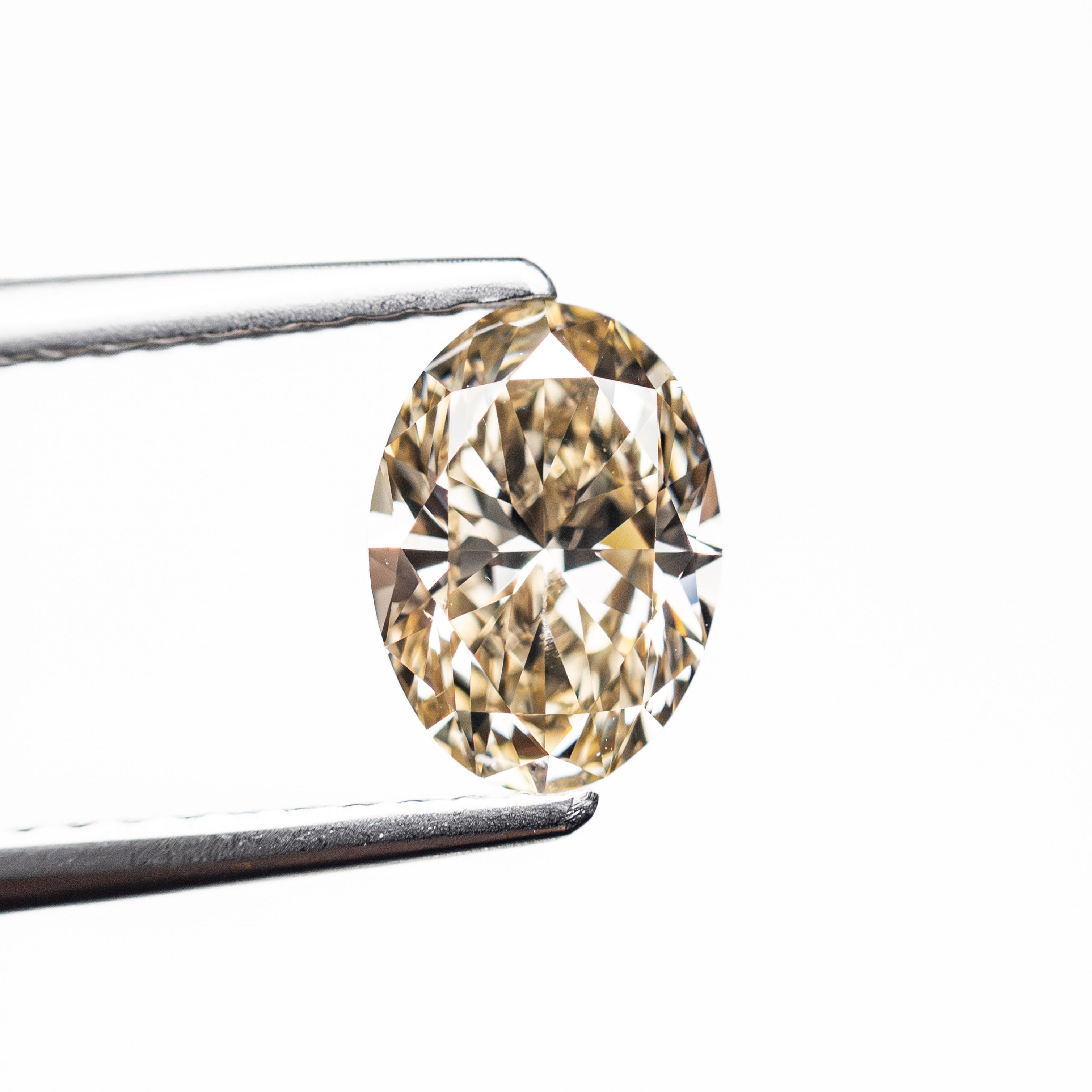 1.01ct 7.63x5.50x3.55mm GIA VS2 Y-Z Oval Brilliant 🇿🇦 27532-01