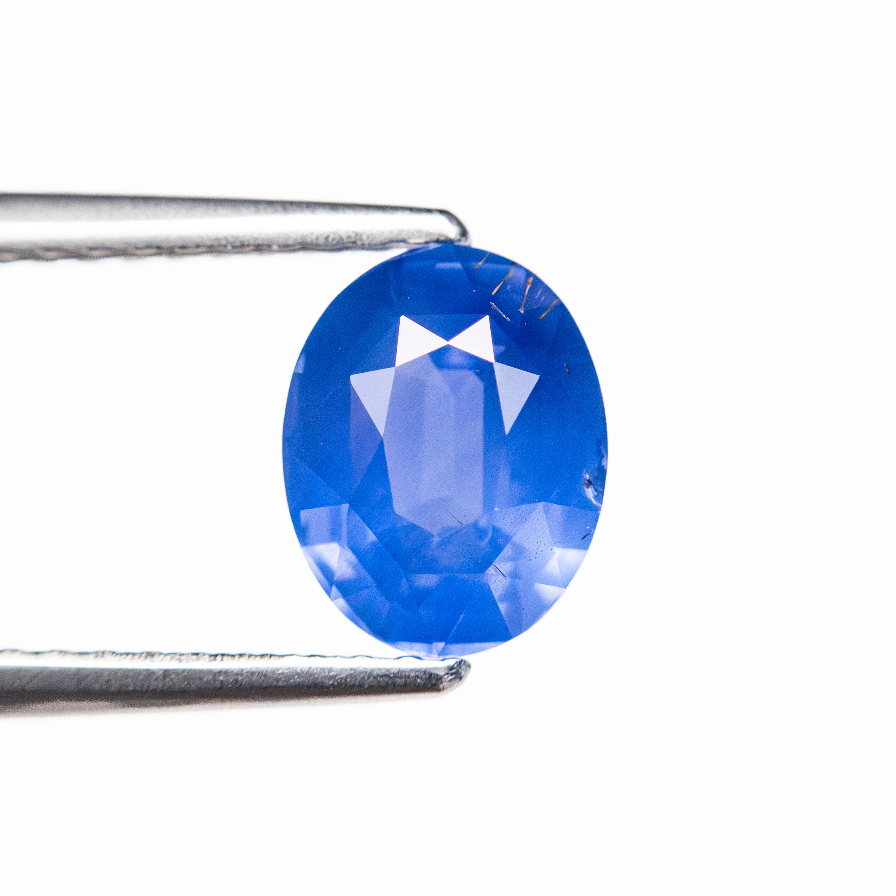 1.59ct 7.64x6.00x4.00mm Oval Brilliant Sapphire 27707-01