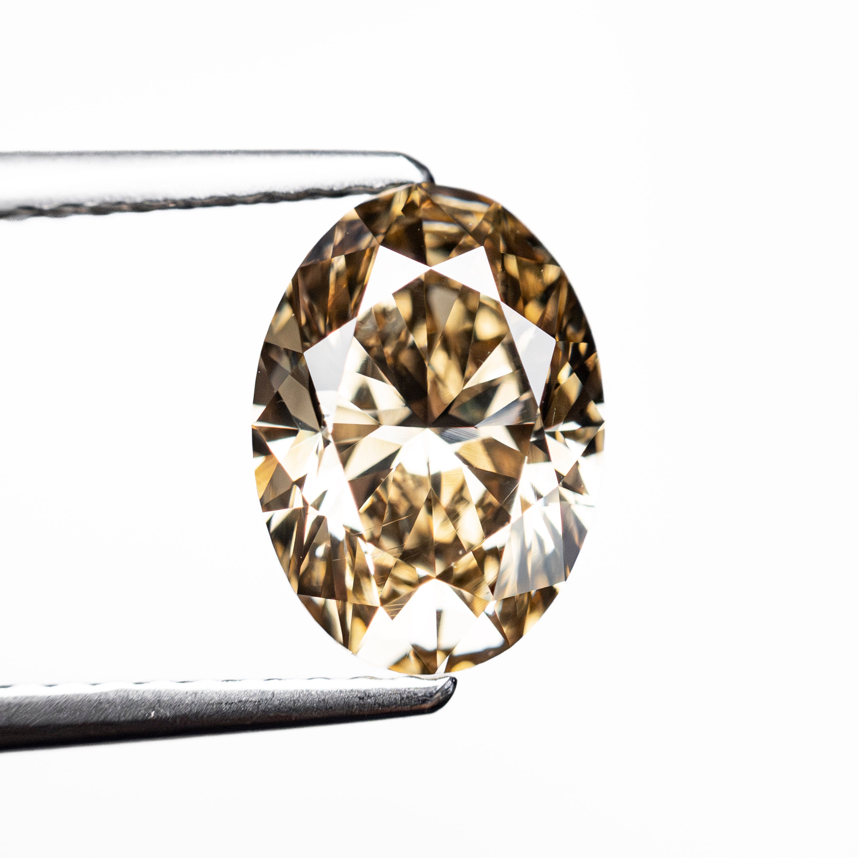 2.00ct 9.58x6.84x4.50mm SI1 C6 Oval Brilliant 🇨🇦 27711-01