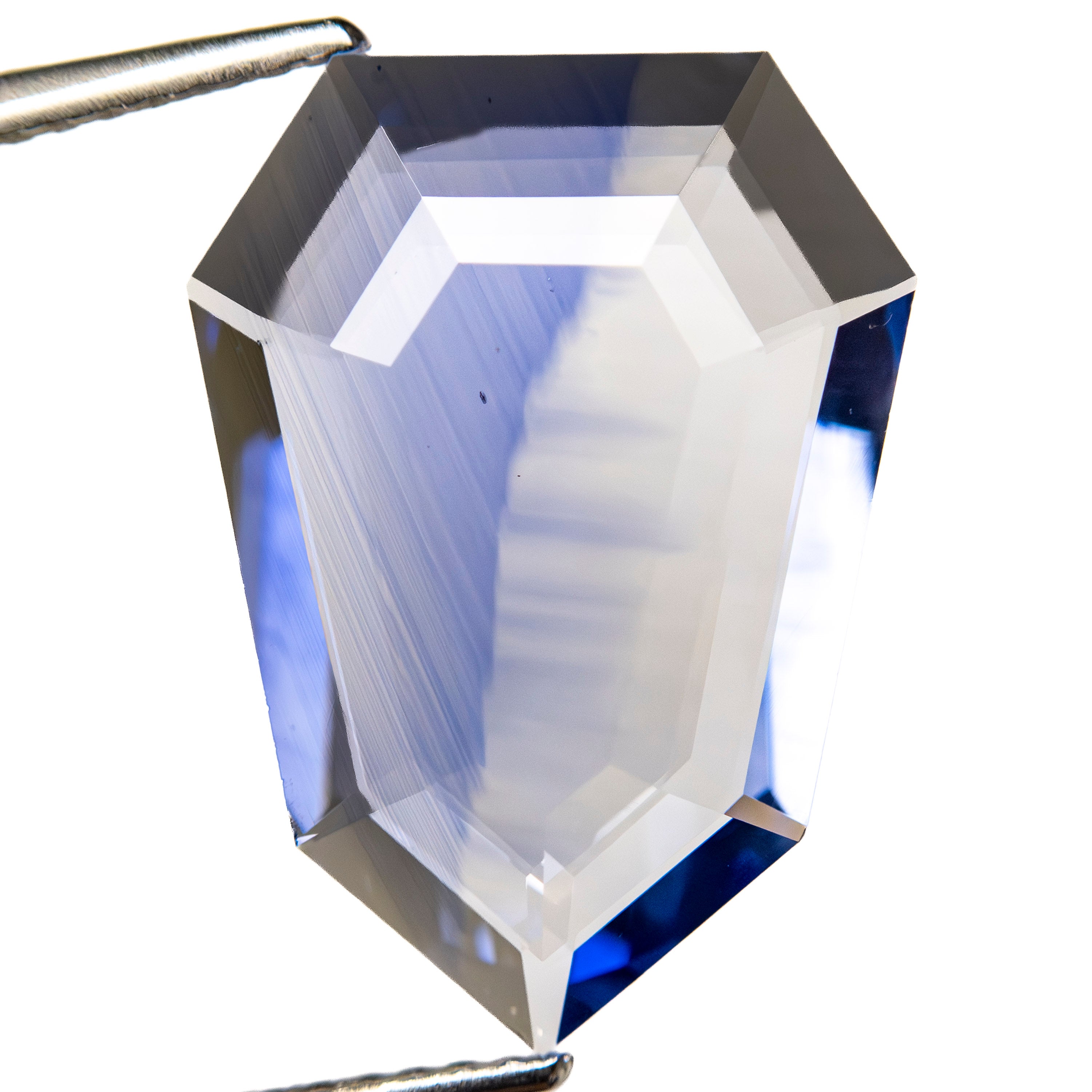 8.18ct 17.90x13x3.50mm Shield Portrait Cut Sapphire 27715-01